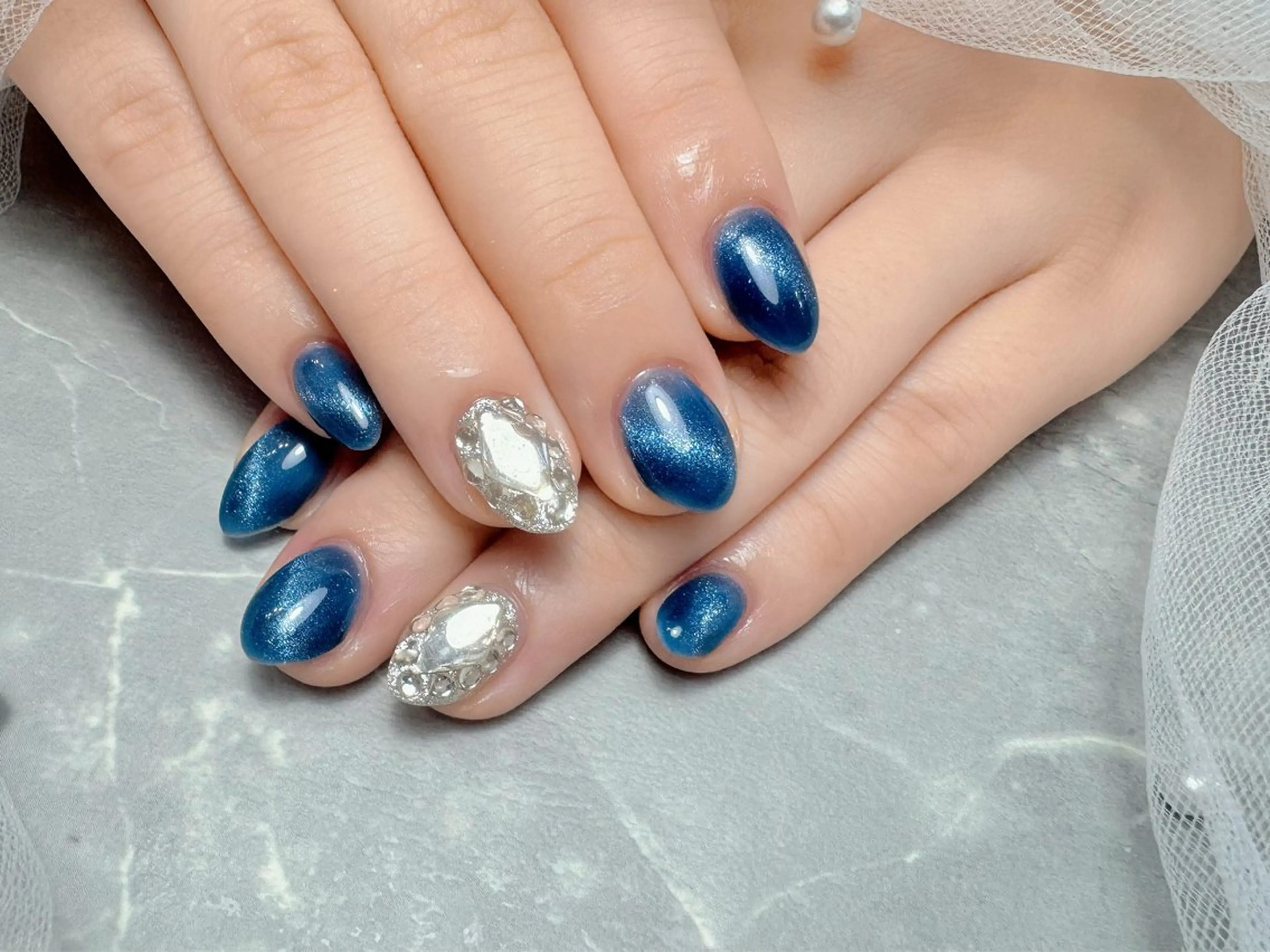 ネイル ハンドネイル マジック ミラーのネイルデザイン