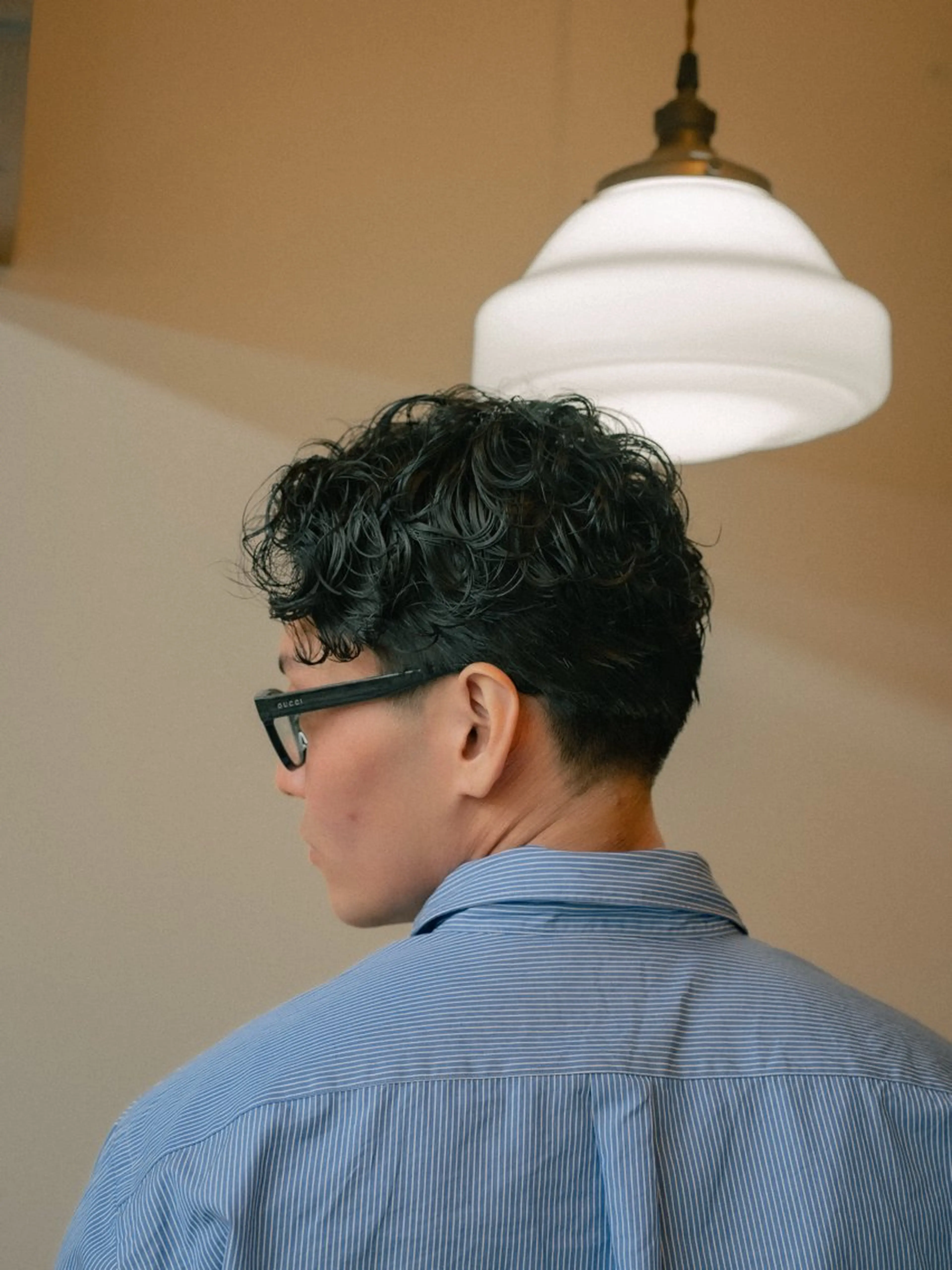 ショート カラー パーマ メンズ センターパート メンズパーマ カット パーマ 🔗メンズサロン🔗 Kieのヘアスタイル