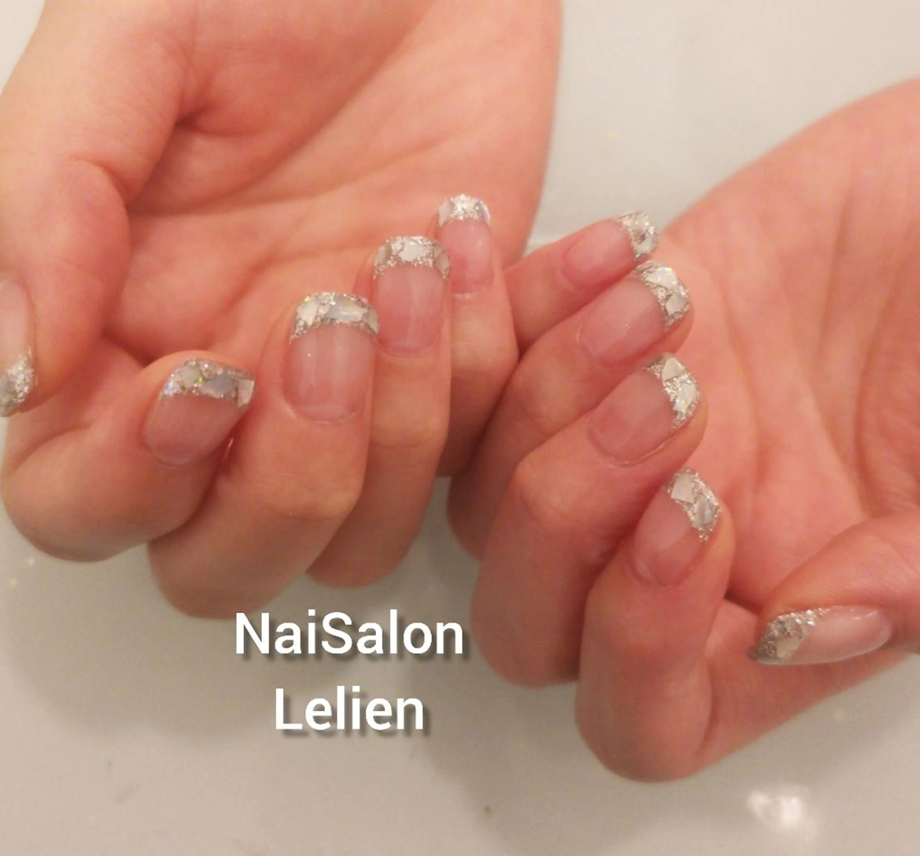 ネイル フレンチネイル ガラスフレンチ ゴールド ネイルサロン Lelienルリエのネイルデザイン