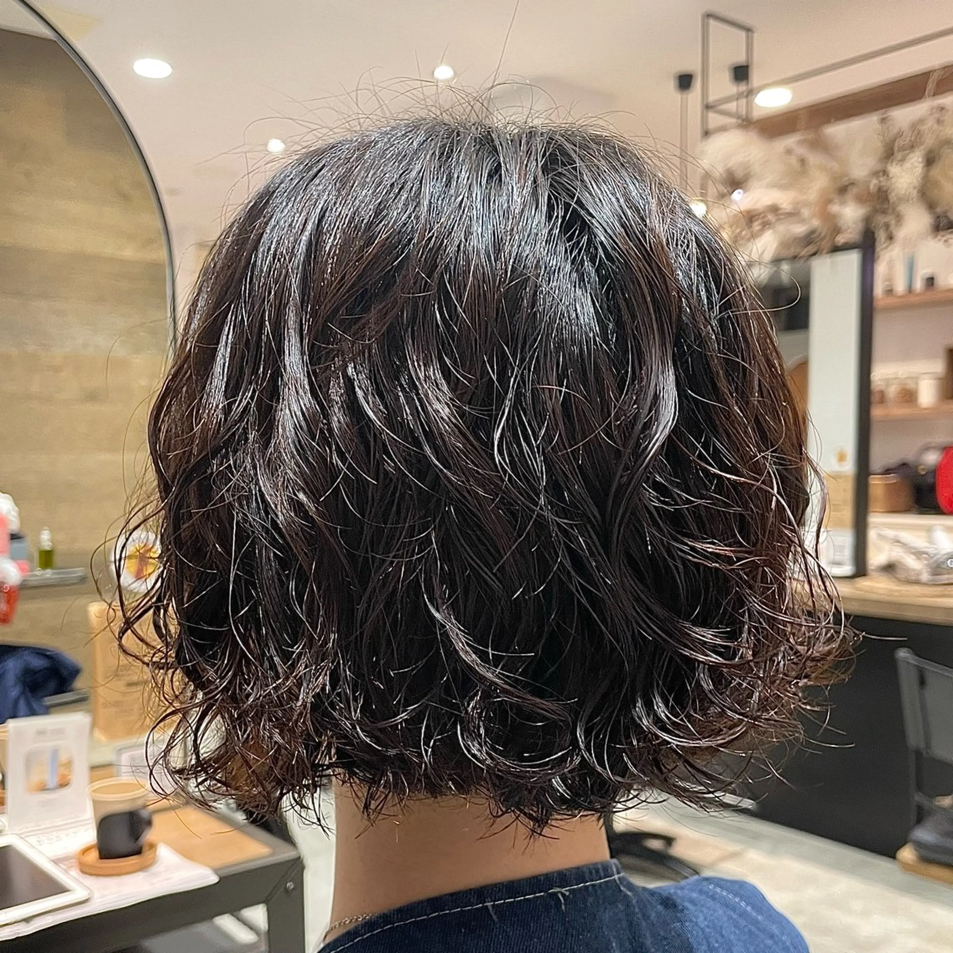 ショート パーマ ボブ 瀬尾 香乃子のヘアスタイル