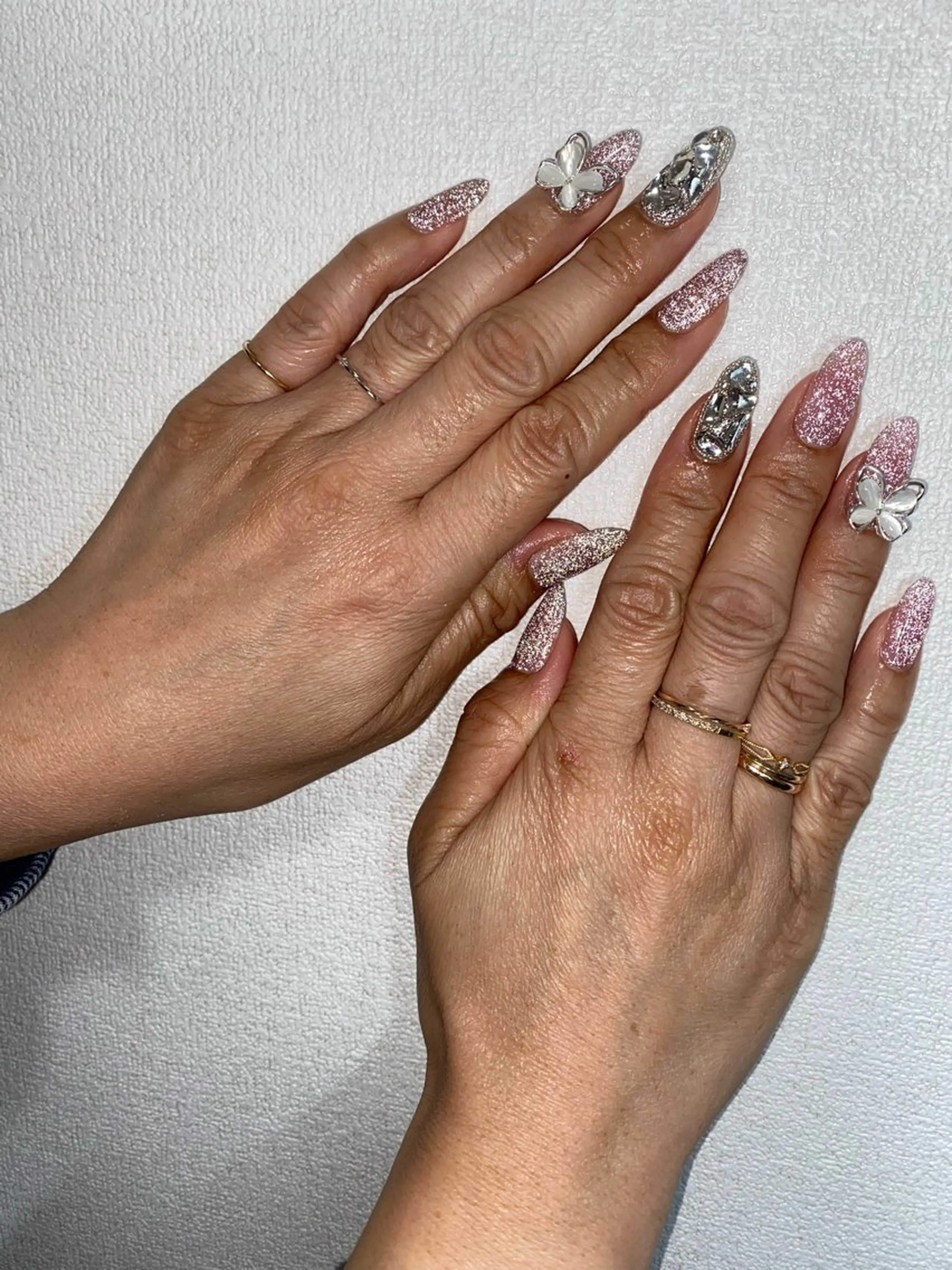 ネイル キラキラネイル ハンドネイル 自宅サロン FeelFreeのマツエク・マツパデザイン