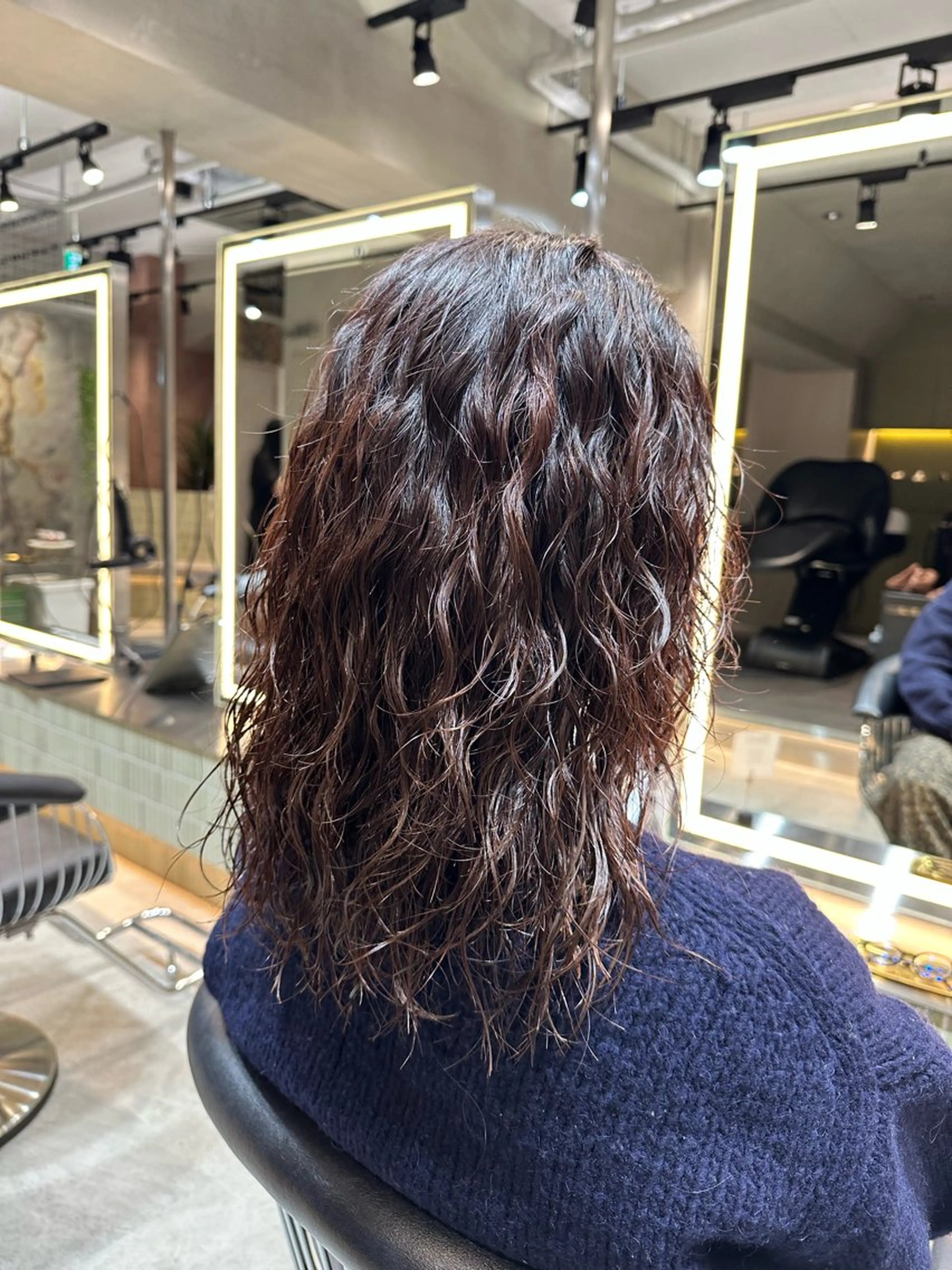 ロング パーマ デジタルパーマ カット パーマ トリートメント 巻ける縮毛矯正✨ ボブ/ショートともきのヘアスタイル