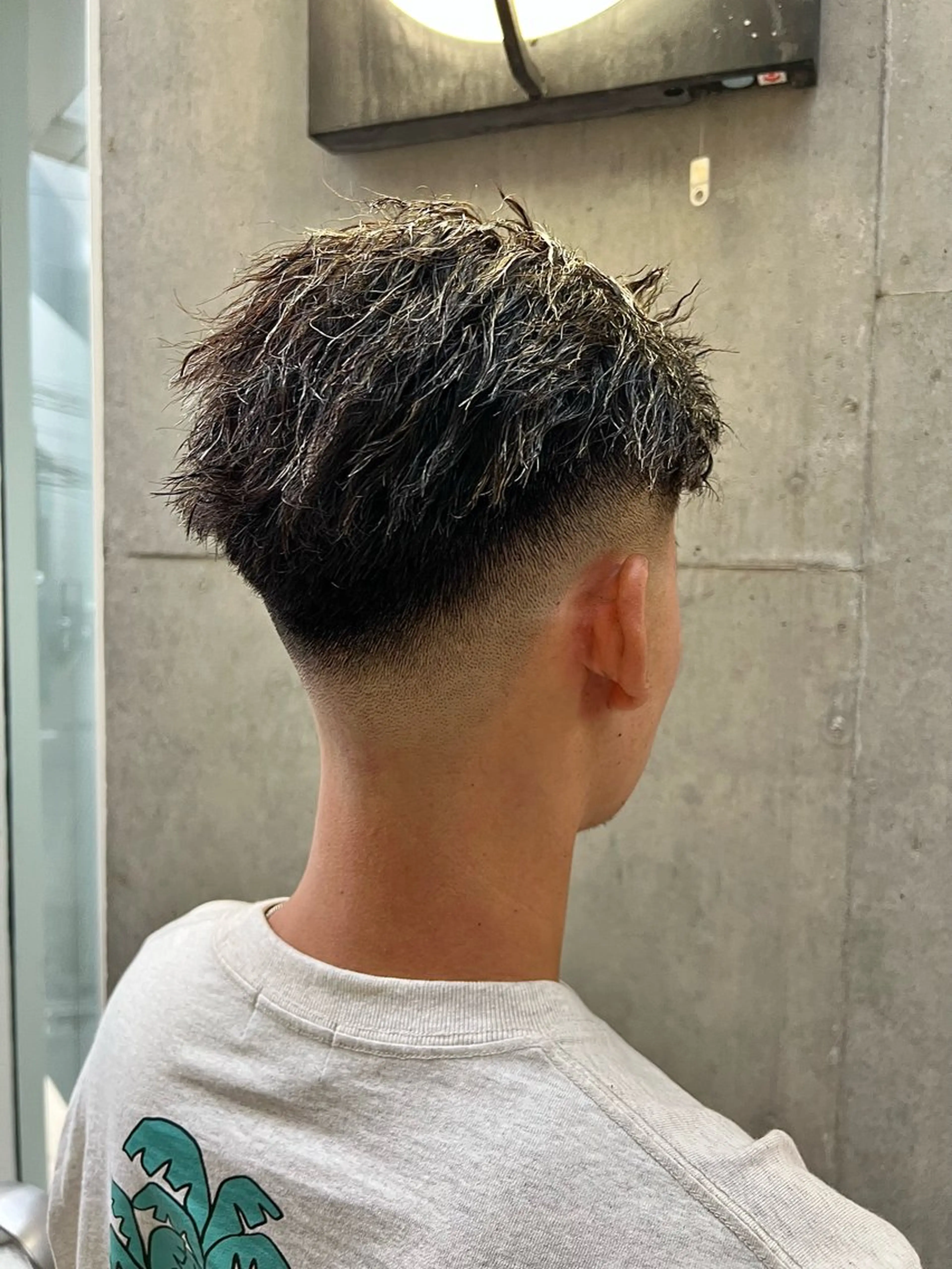 ショート カラー パーマ 豊崎 佑輔のヘアスタイル