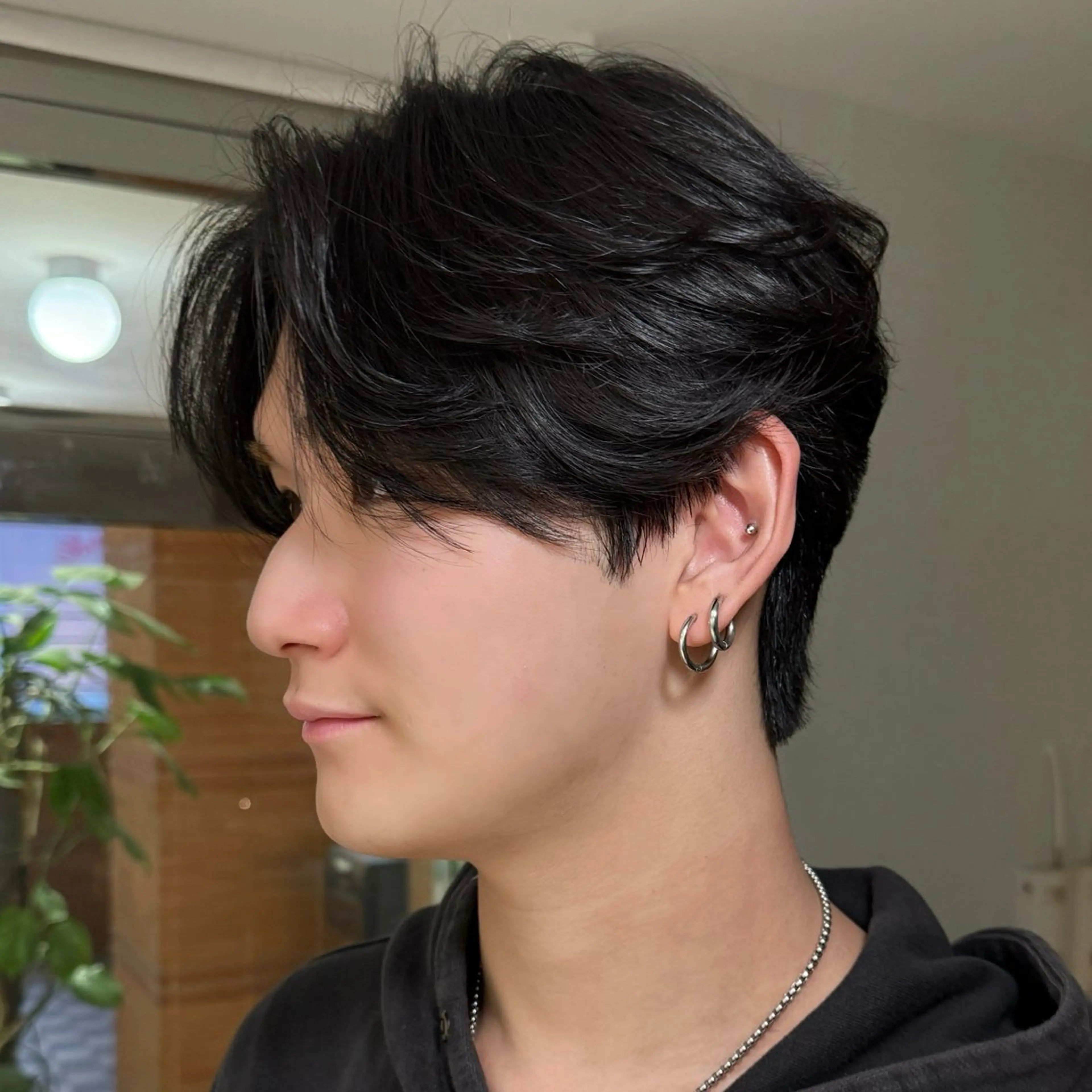 メンズ センターパート ダウンパーマ フェザーパーマ メンズ韓国風 マッシュ カット GO TODAY シェアサロン原宿 Verno所属・センターパート特化/ メンズカット/ヒロキのヘアスタイル