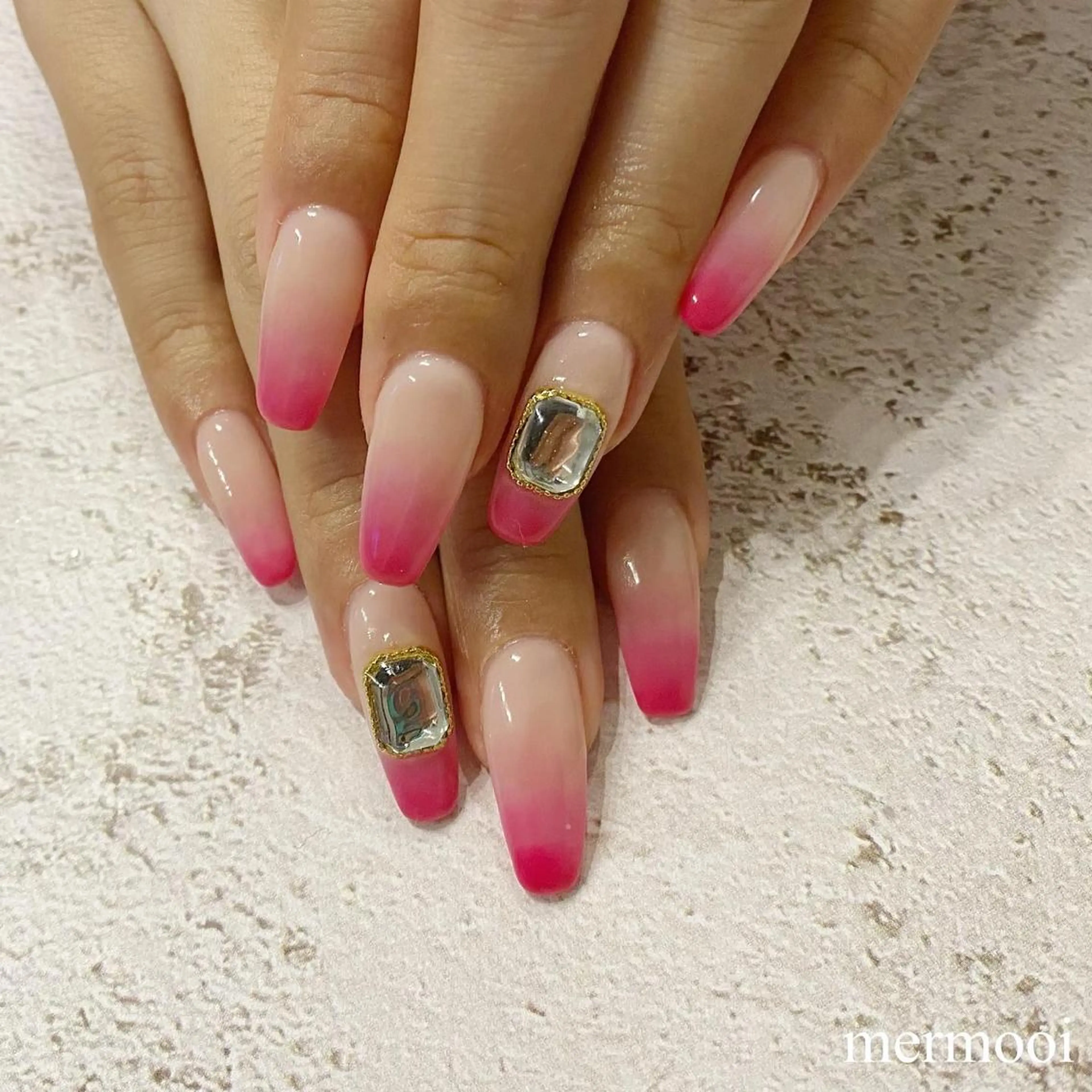 ネイル 韓国ネイル ロングネイル ニュアンスネイル スカルプネイル シンプルネイル melumooi nailのネイルデザイン