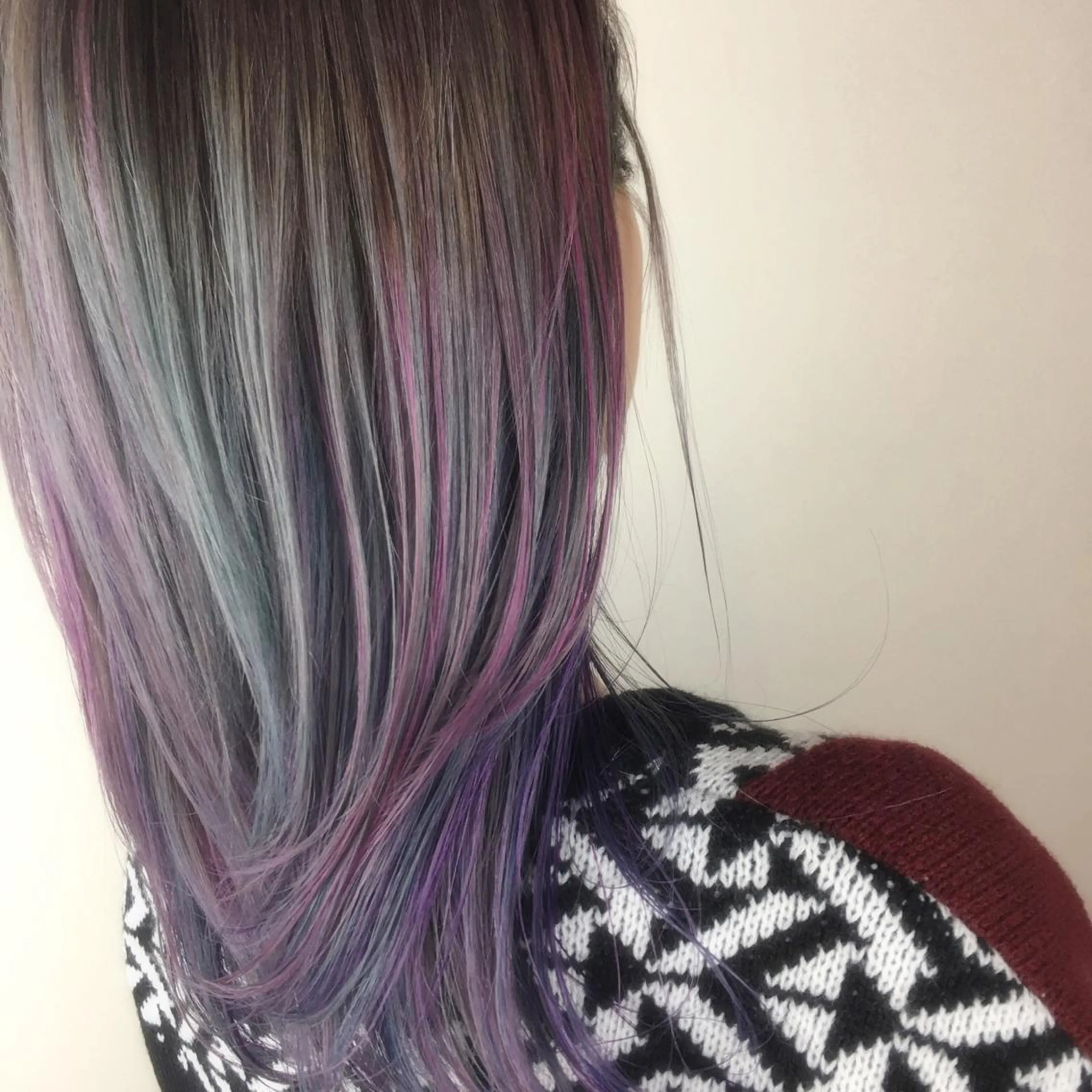 ロング カラー ヘアアレンジ ユニコーンカラー 江藤 星史のヘアスタイル