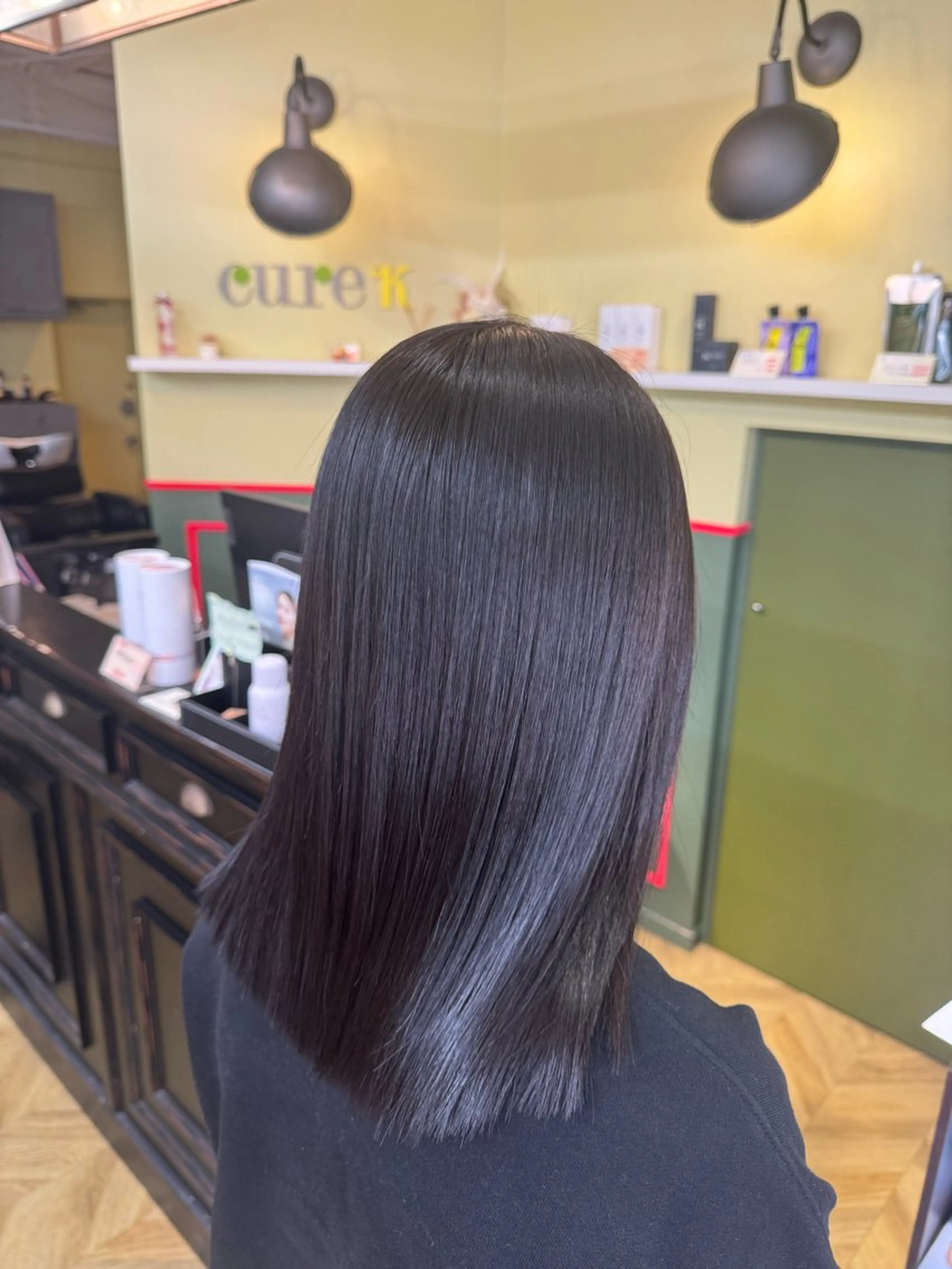 ミディアム カラー ヘアカラー cureK所属・米倉 麻衣のヘアスタイル