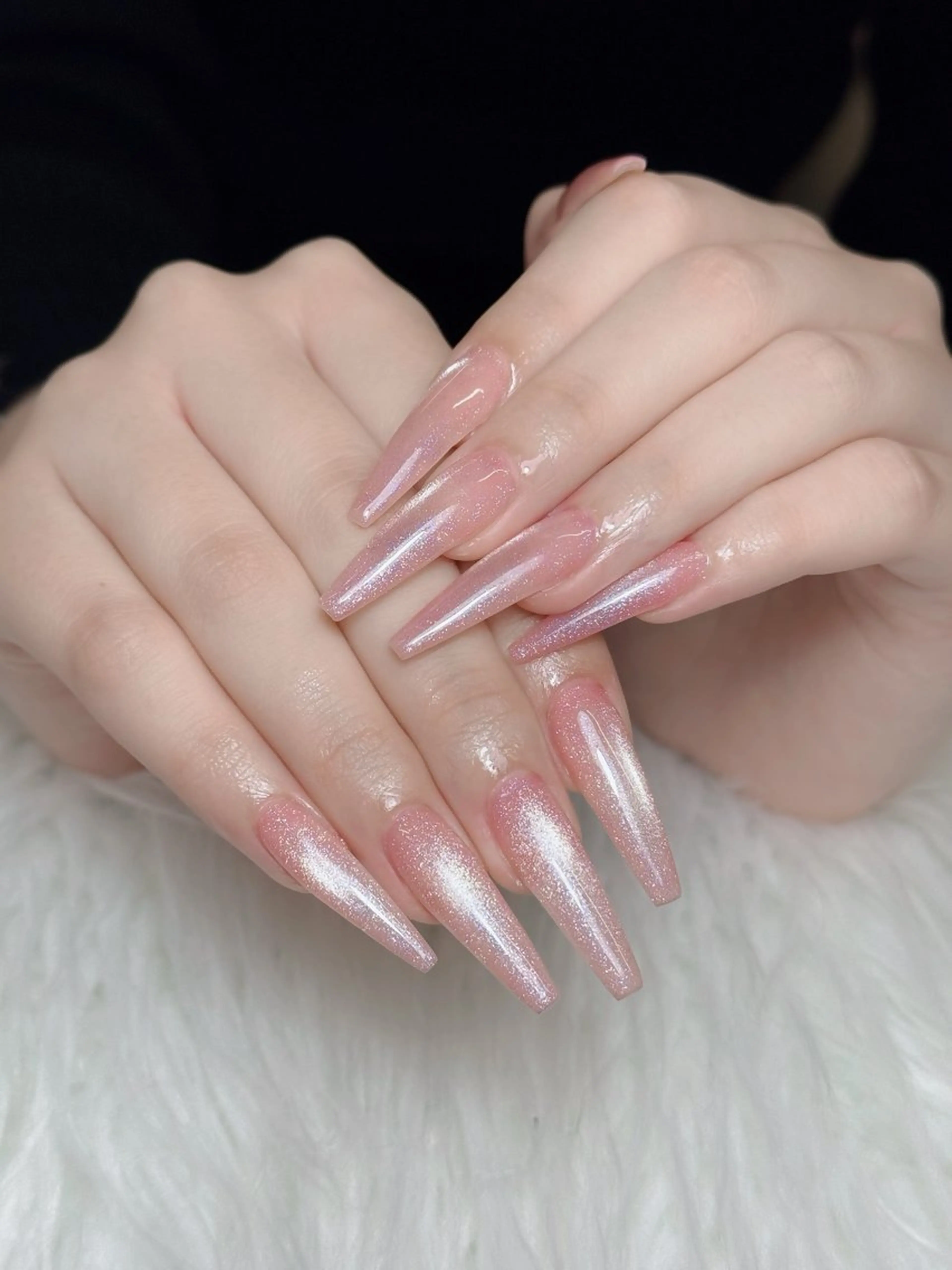 ネイル オーロラネイル チークネイル 長さ出し フレンチネイル 韓国ネイル ハンドネイル Lumi Shinokuboのネイルデザイン