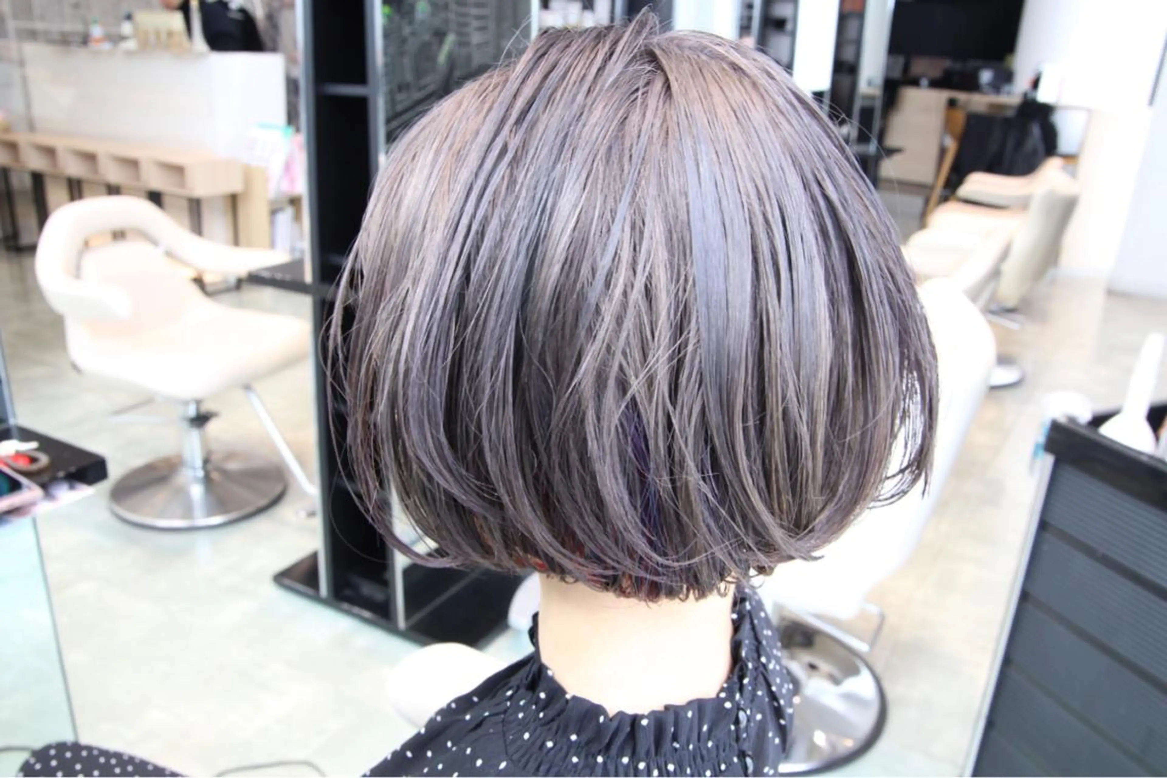 ショート カラー Re:ta Hair 飯田淳平のヘアスタイル