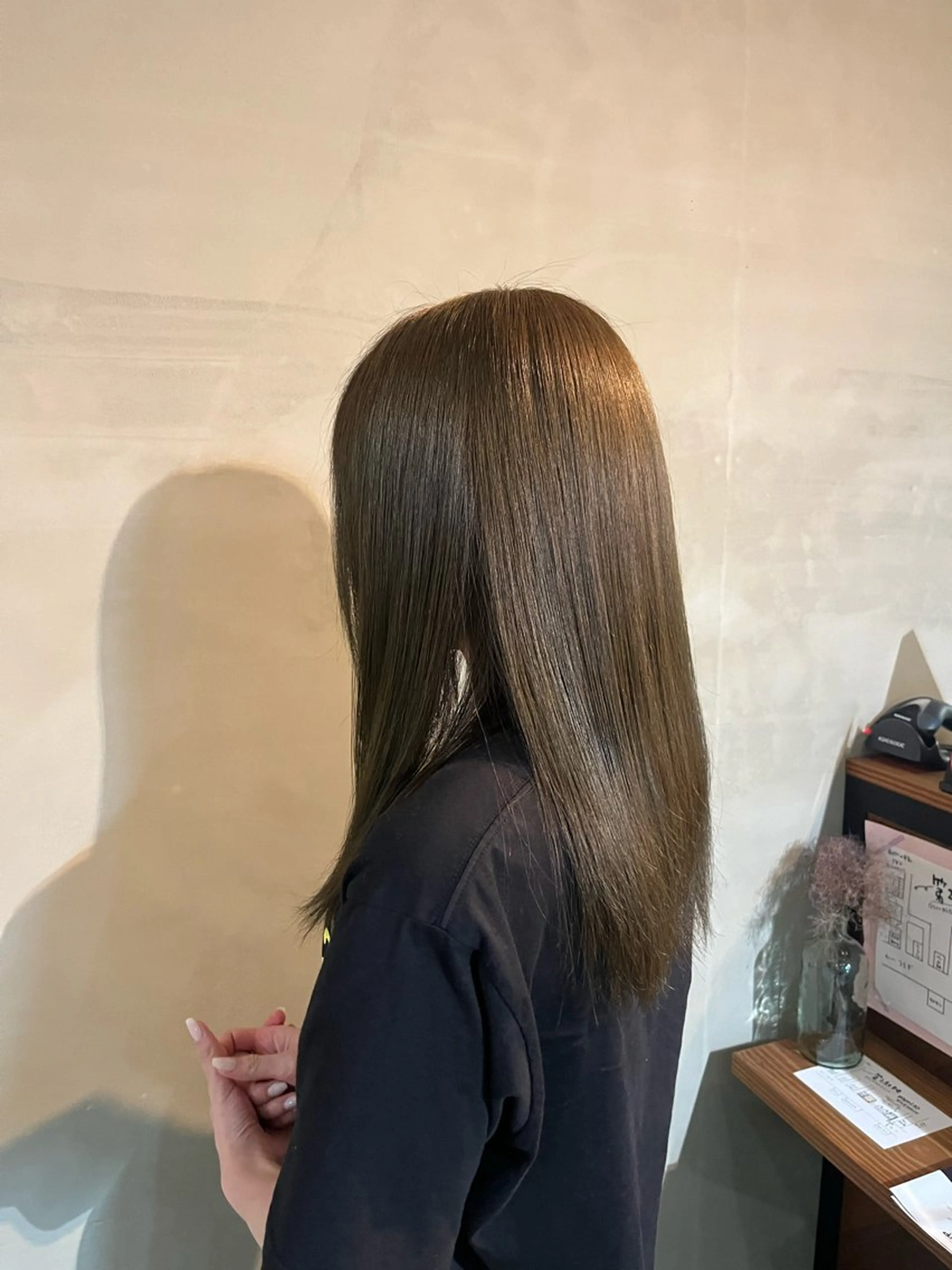 カラー 石江 奈琉のヘアスタイル