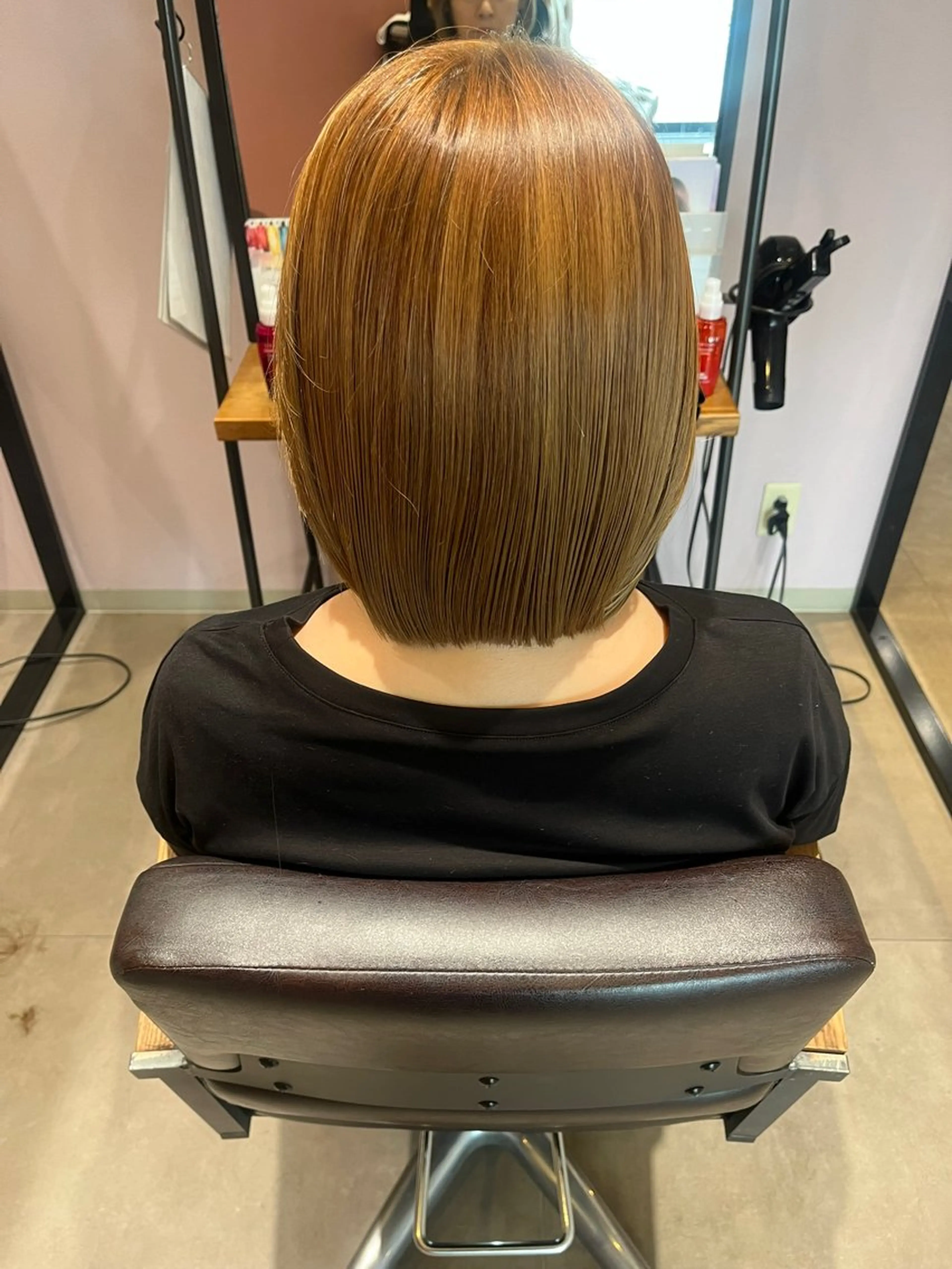 ミディアム 西原 愛紗のヘアスタイル