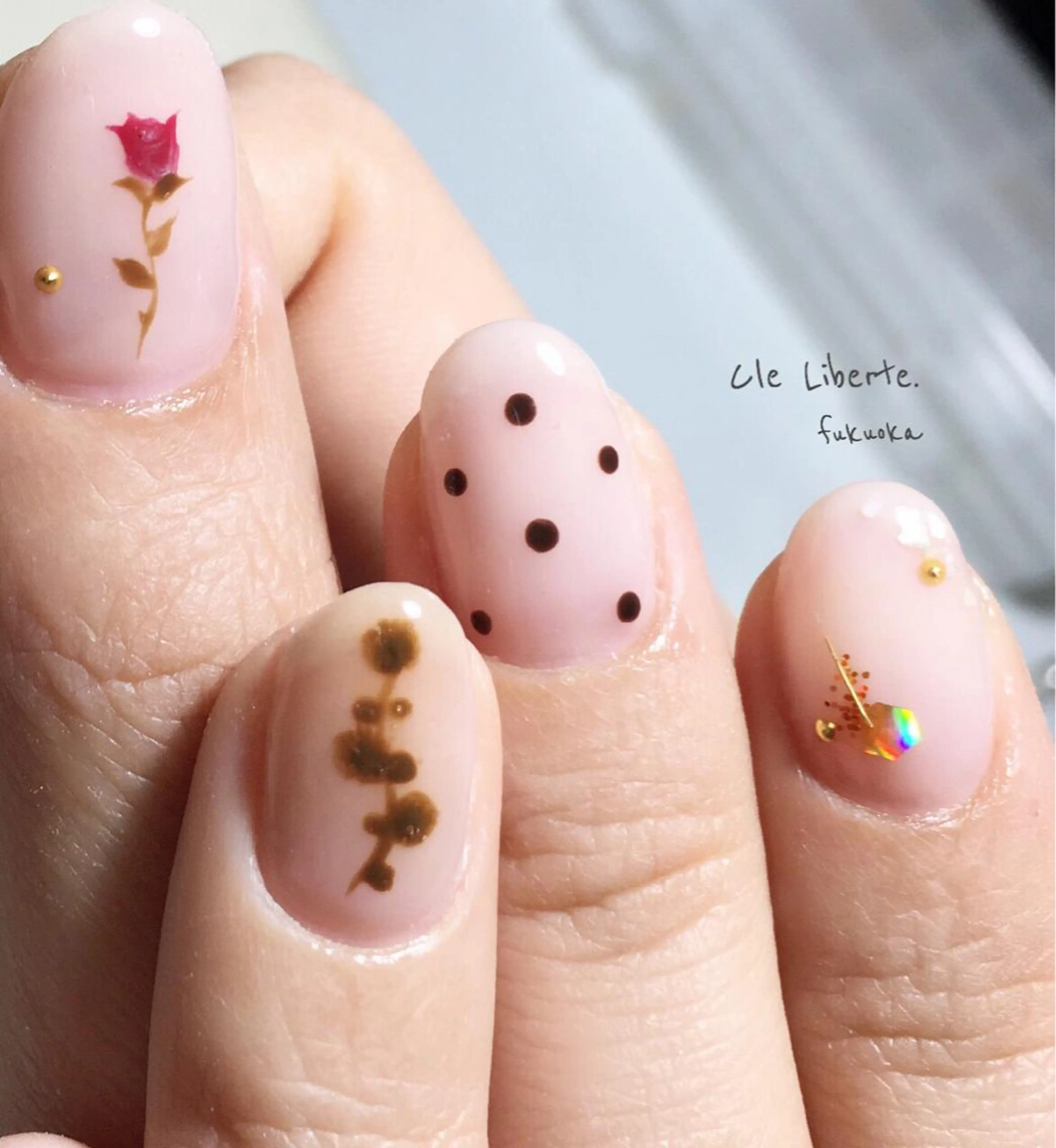 ネイル Elio 国泰寺のネイルデザイン