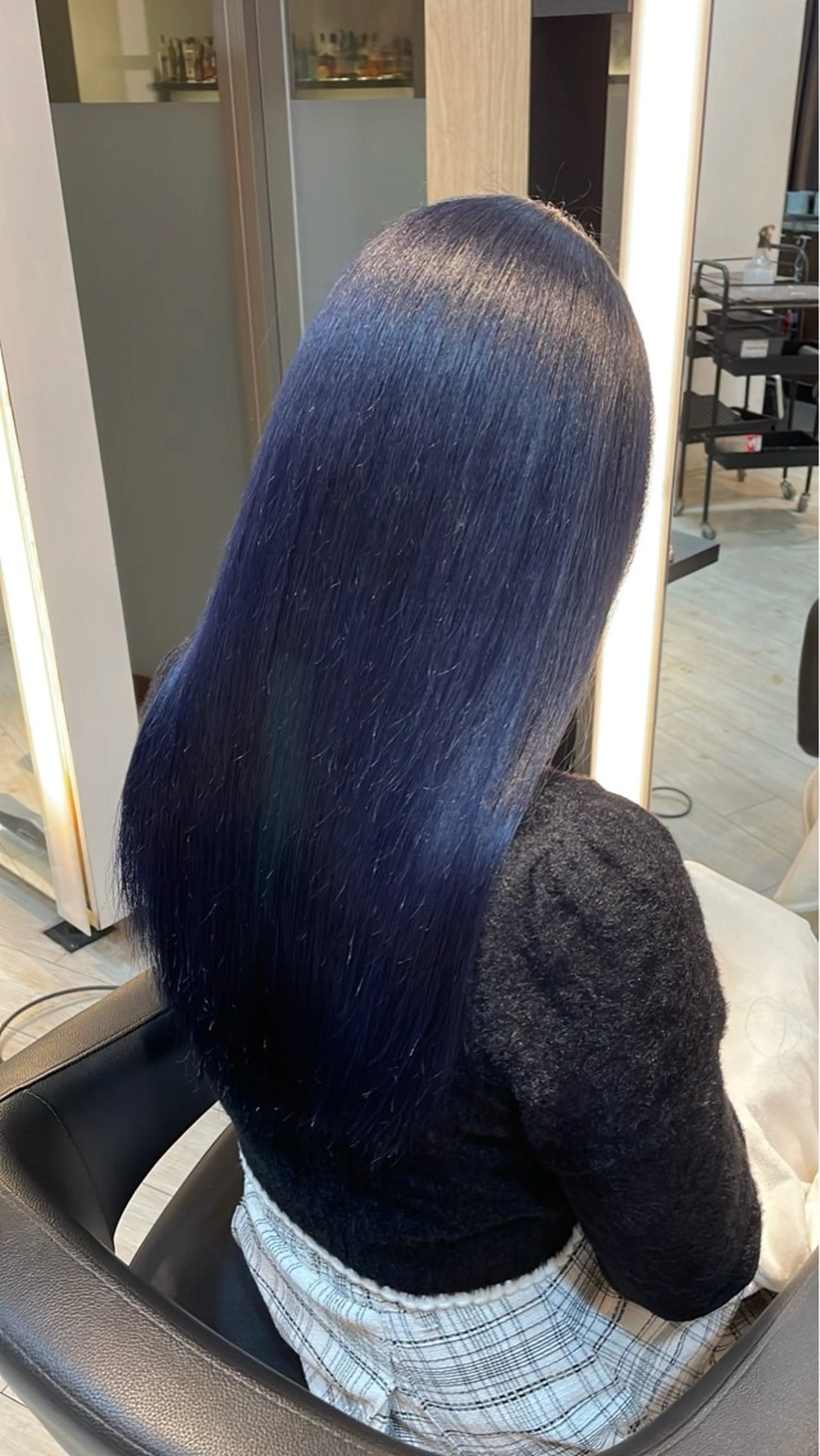 ロング カラー ヘアカラー トリートメント ブリーチ/髪質改善/ ハイトーン/暖色のヘアスタイル