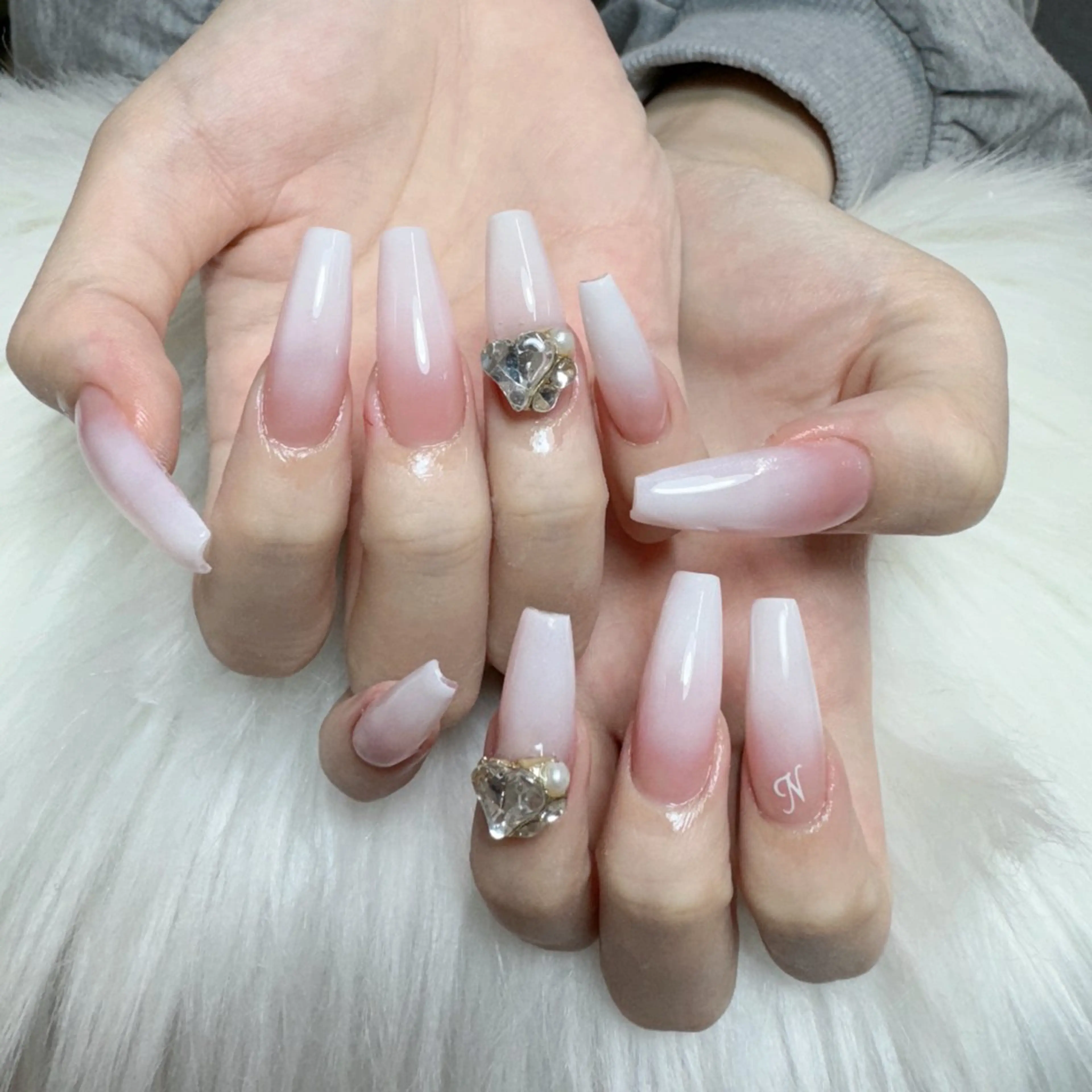 ネイル ハンドネイル 🎀nana🫧 ワンホンネイル🎀のネイルデザイン