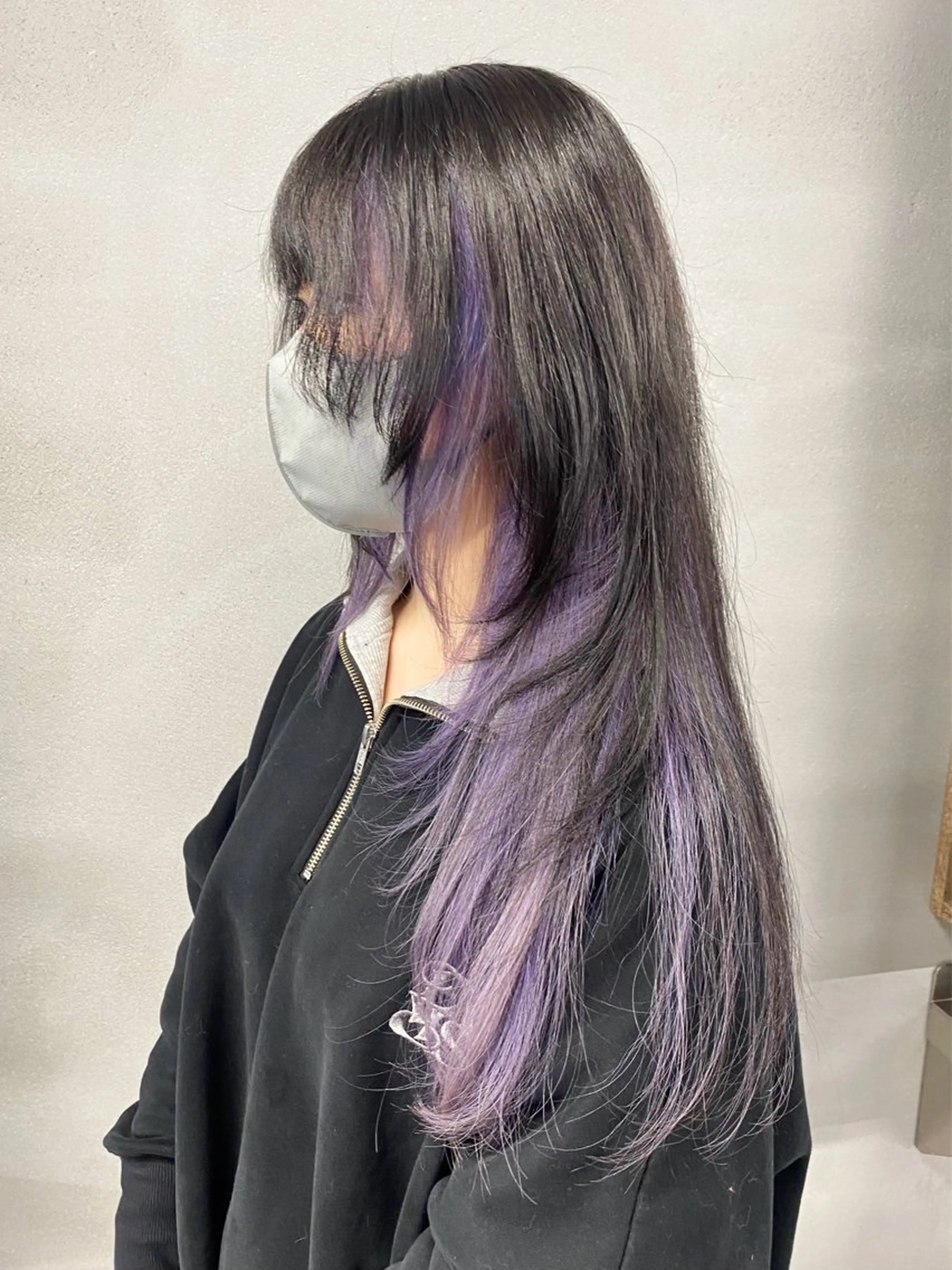 ロング カラー ロングレイヤー ブリーチ デザインカラー イヤリングカラー インナーカラー ヘアカラー トリートメント 柏 デザインカラー/ レイヤー🐣シオリのヘアスタイル