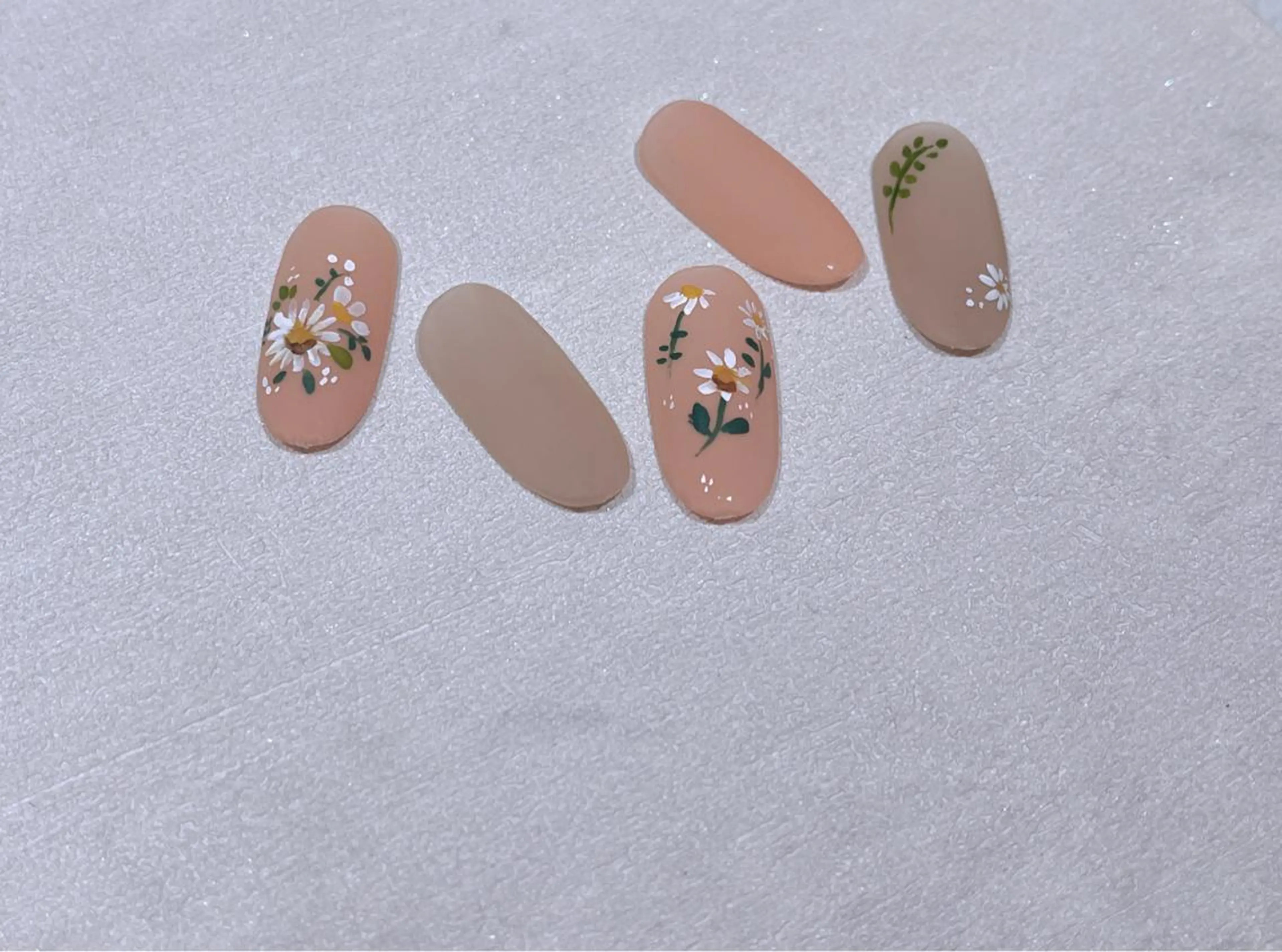 ネイル ハンドネイル ハンドケア NANA NAILのネイルデザイン
