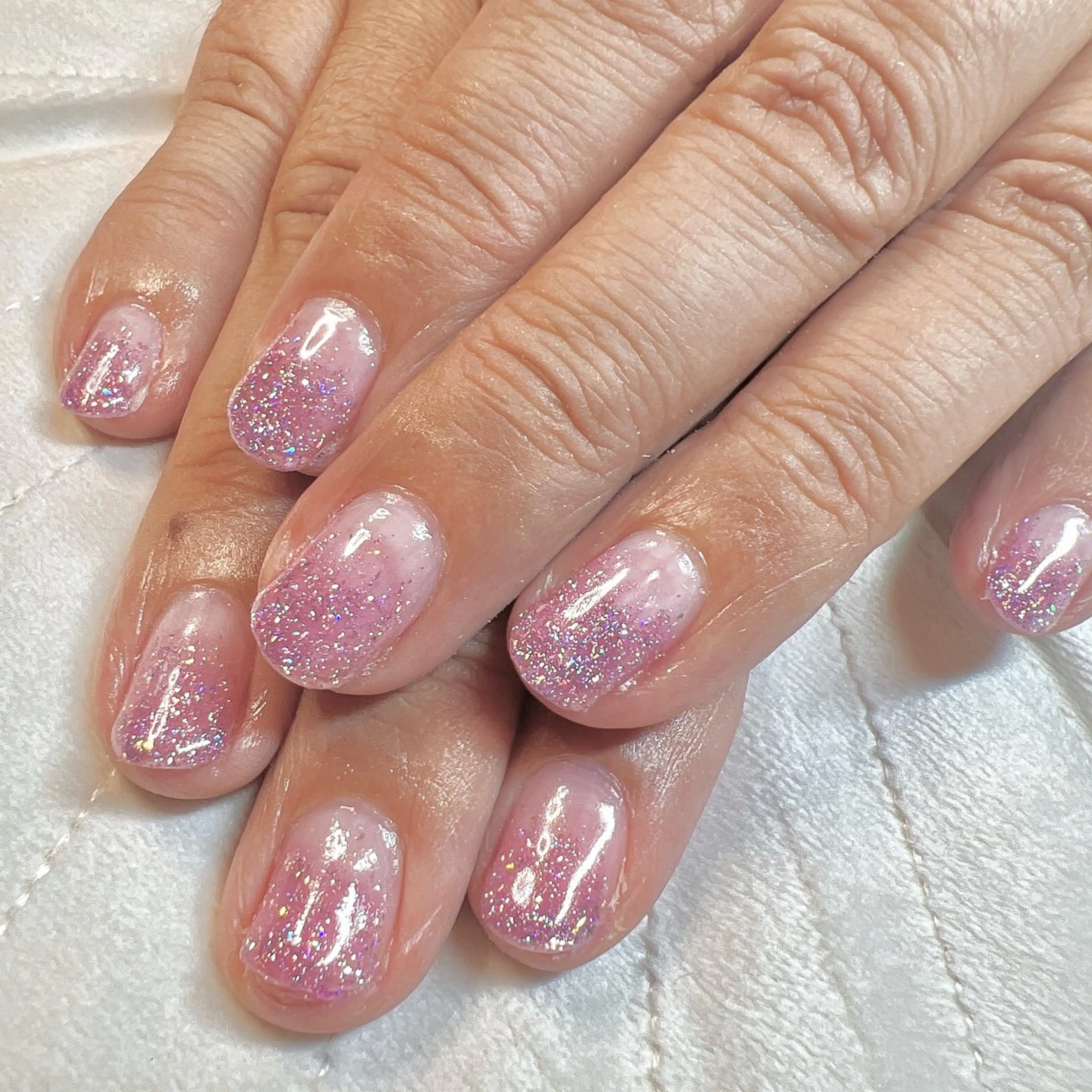 ネイル MIKA／耳ツボ ／マグネットネイルのネイルデザイン