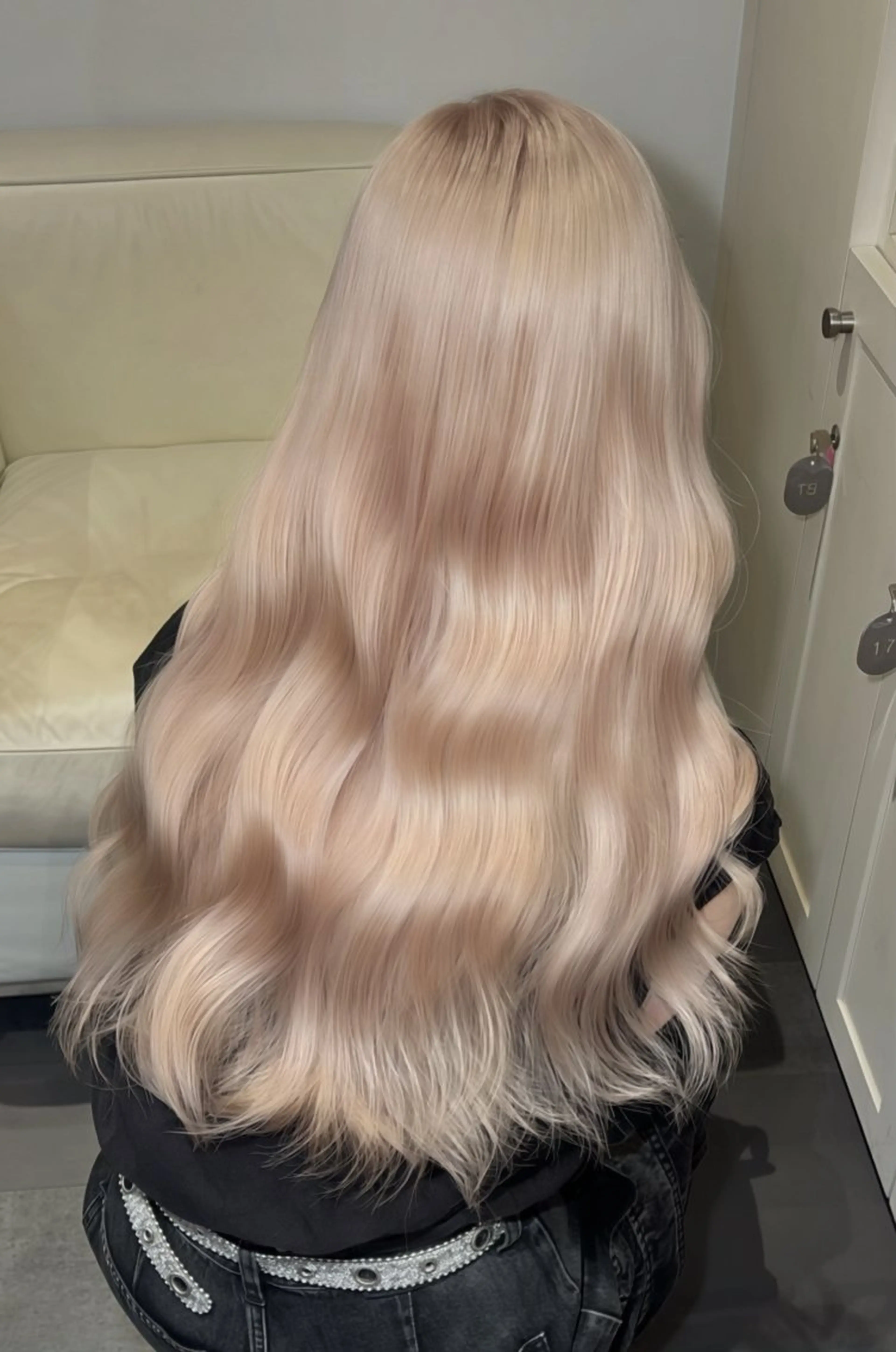 ロング ヘアカラー コスギ ユカナのヘアスタイル