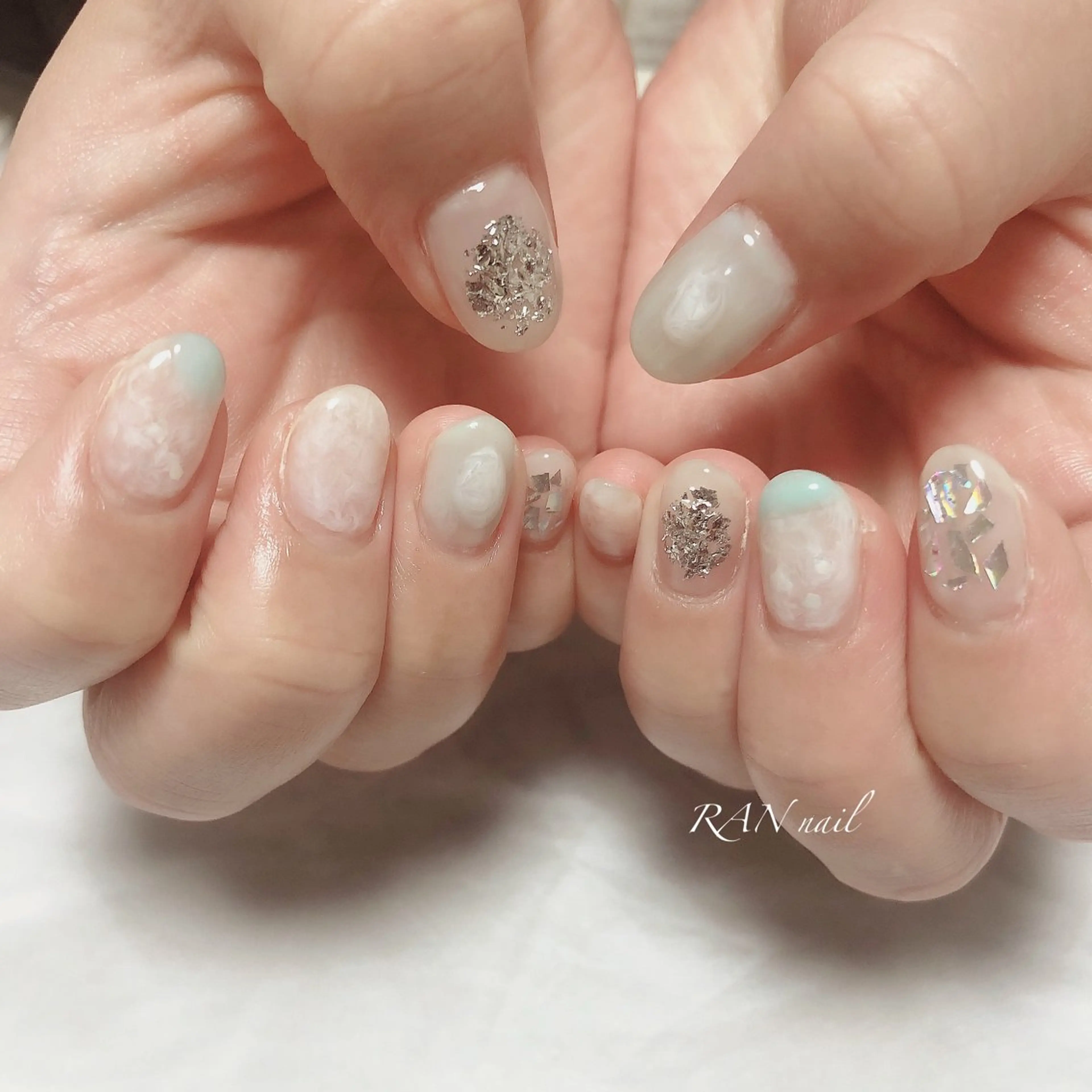 ネイル ジェルネイル キラキラネイル ニュアンスネイル オフィスネイル パラジェル RAN nailのネイルデザイン