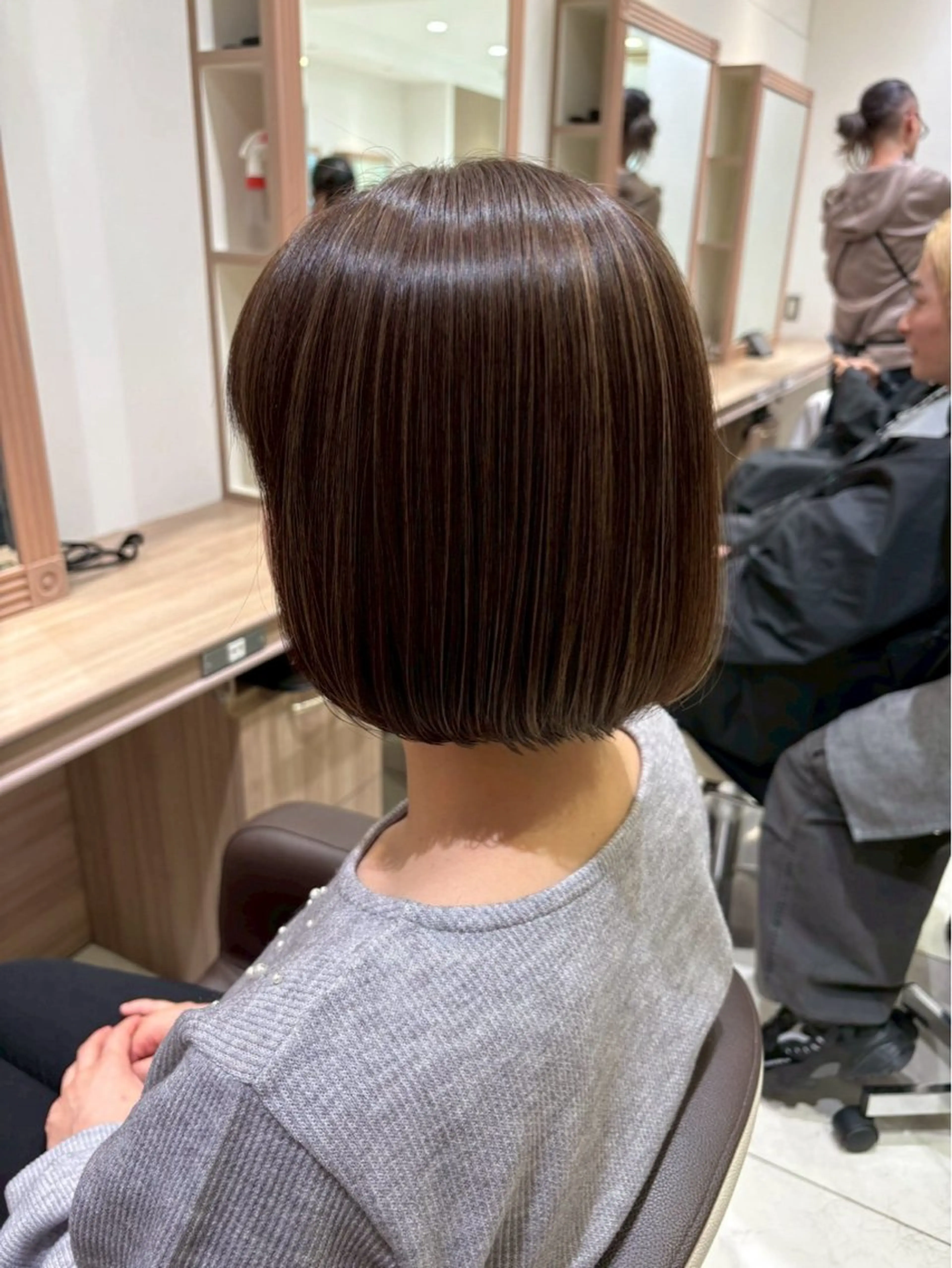 ミディアム カラー ハイライトカラー ハイライト カット ヘアカラー 三川 洋樹のヘアスタイル