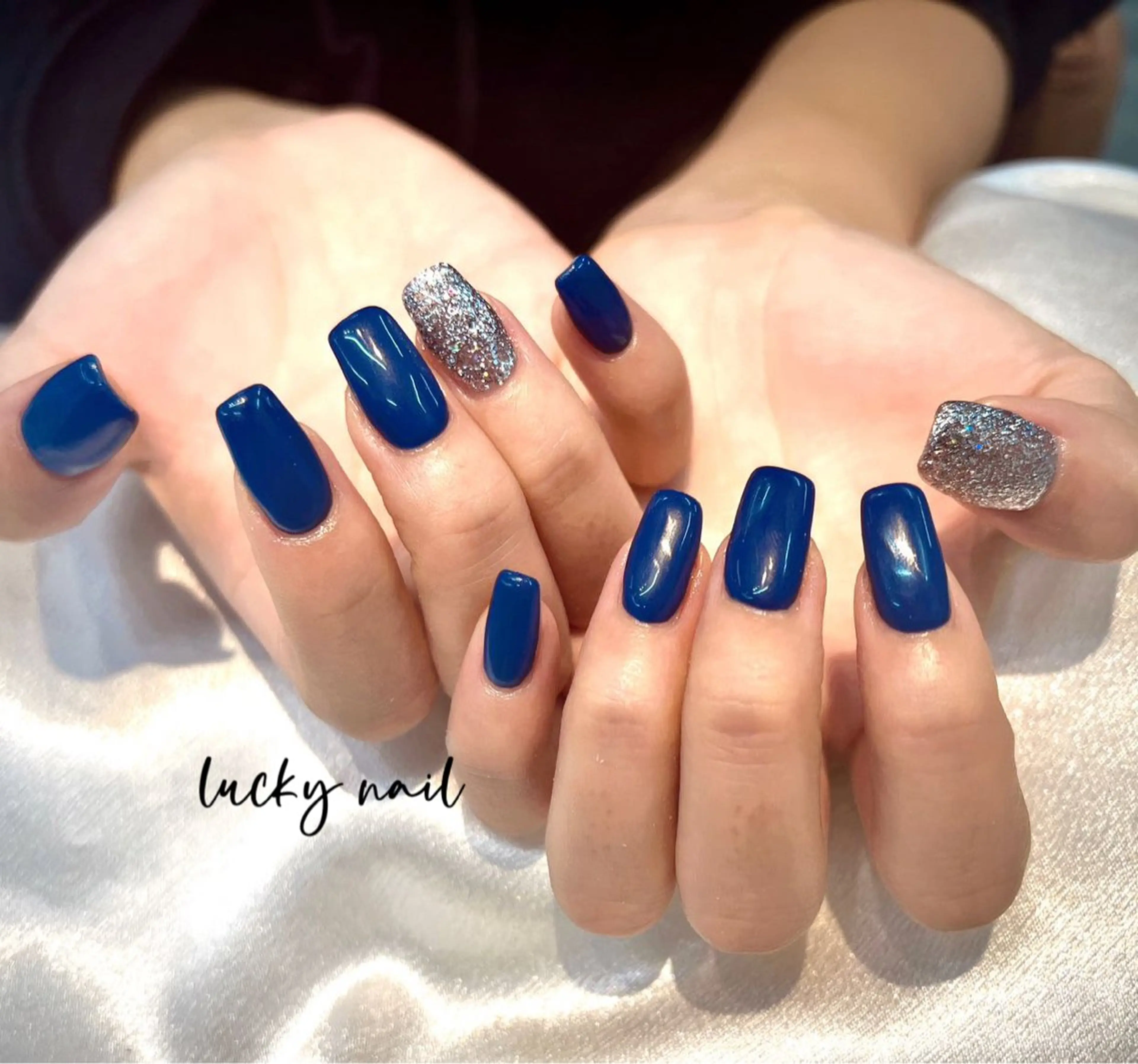 ネイル チークネイル 長さ出し ジェルネイル マグネットネイル 持ち込み ハンドネイル ハンドケア ラッキーネイルサロン 西川口東口店のネイルデザイン