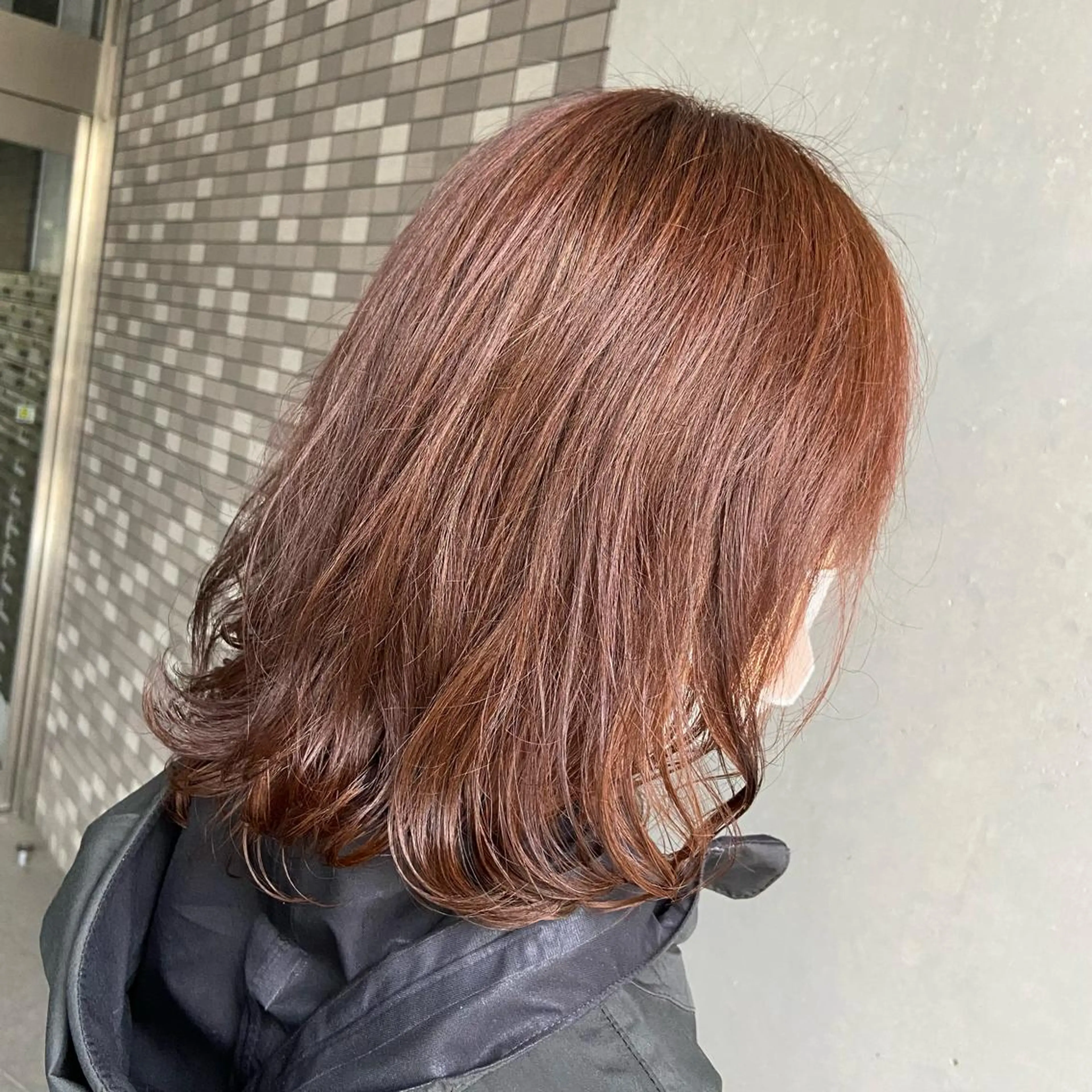 ミディアム カラー パーマ ミディアムパーマ デジタルパーマ ストレートパーマ 大人女性の艶カット カラー/菊池柊真🌟のヘアスタイル