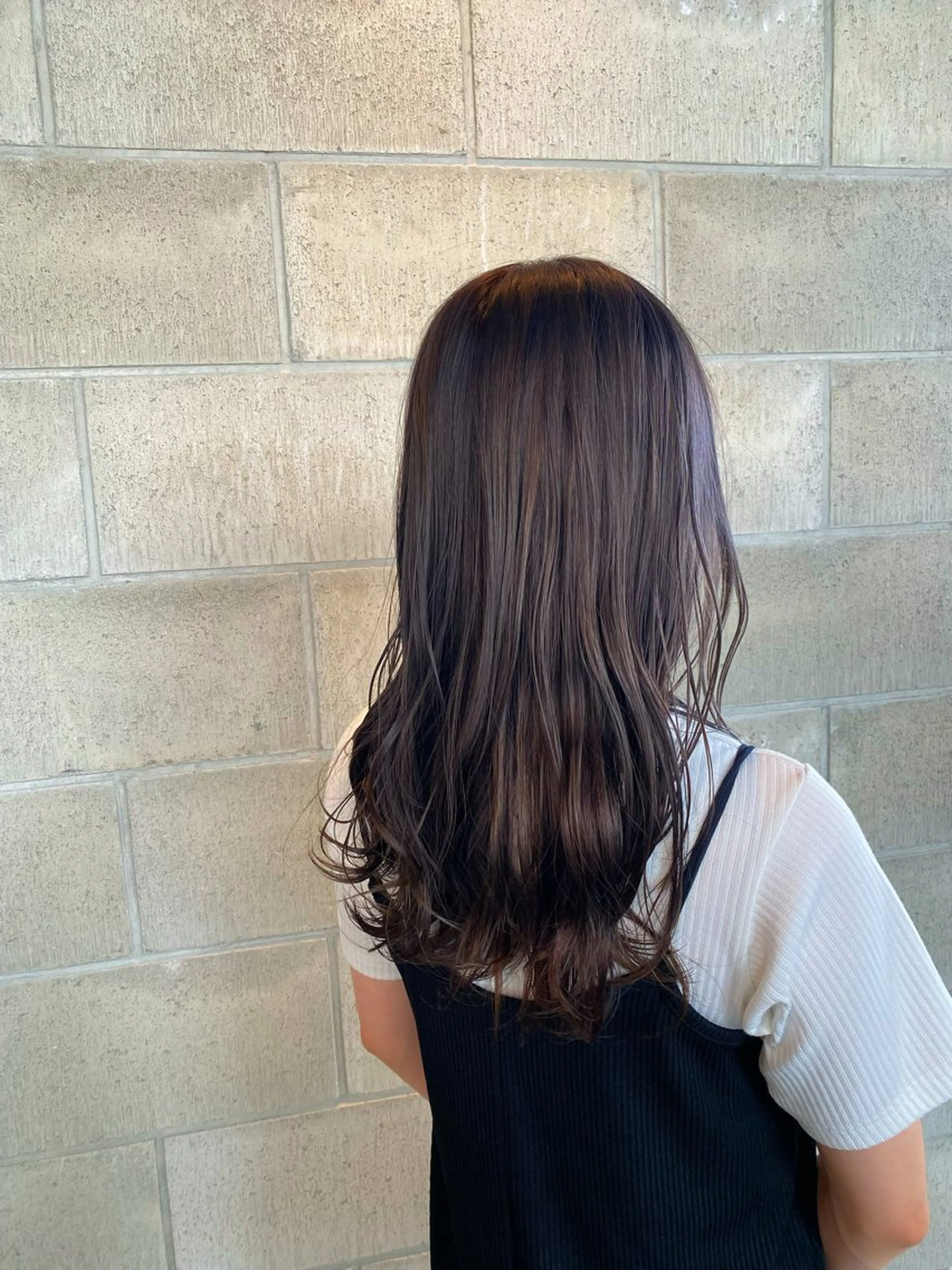 ロング トリートメント 艶髪・透明感カラー・ 韓国ヘア・Yuriのヘアスタイル