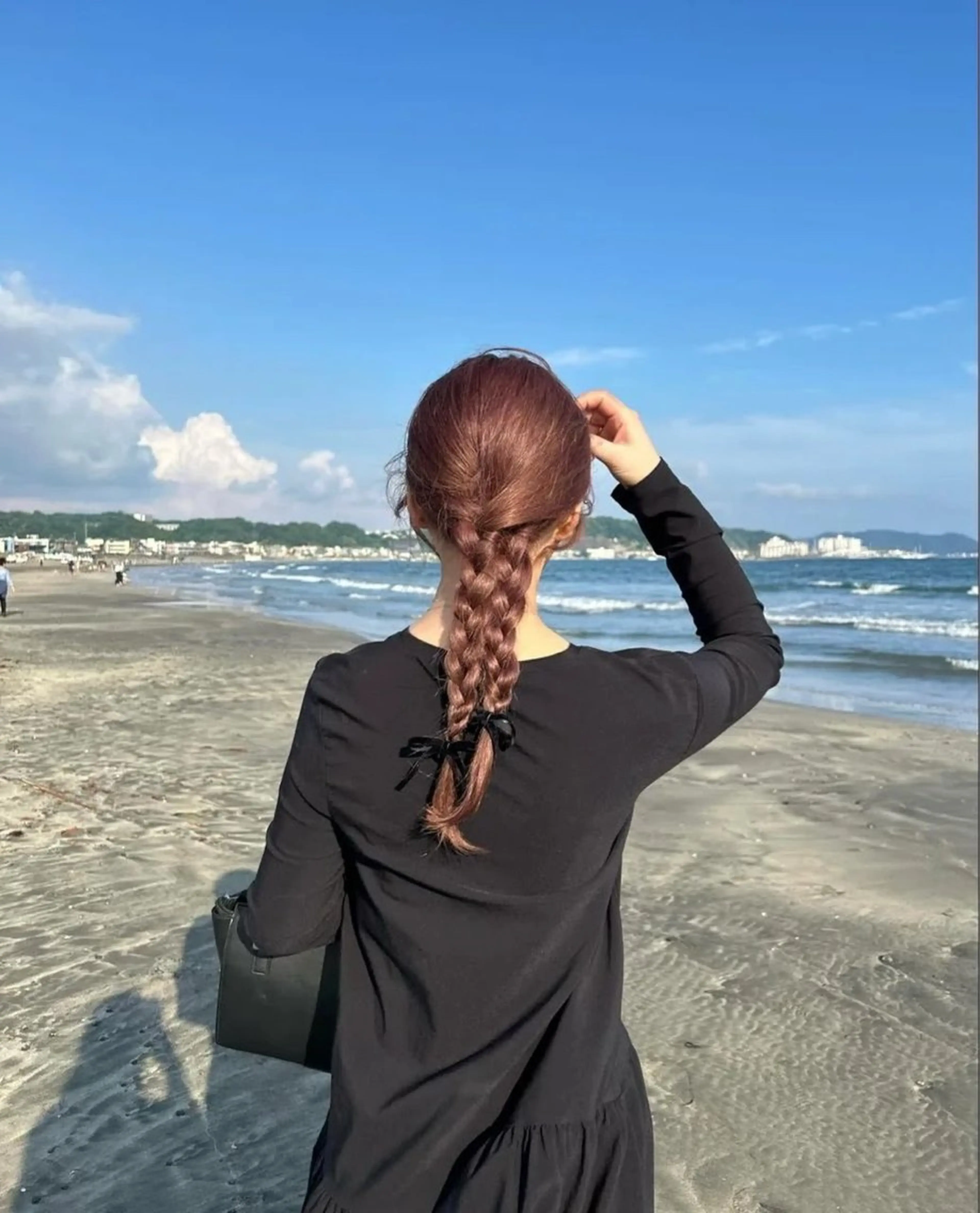 セミロング ヘアアレンジ 韓国ヘア/レイヤー/ 顔まわり足立遥奈のヘアスタイル