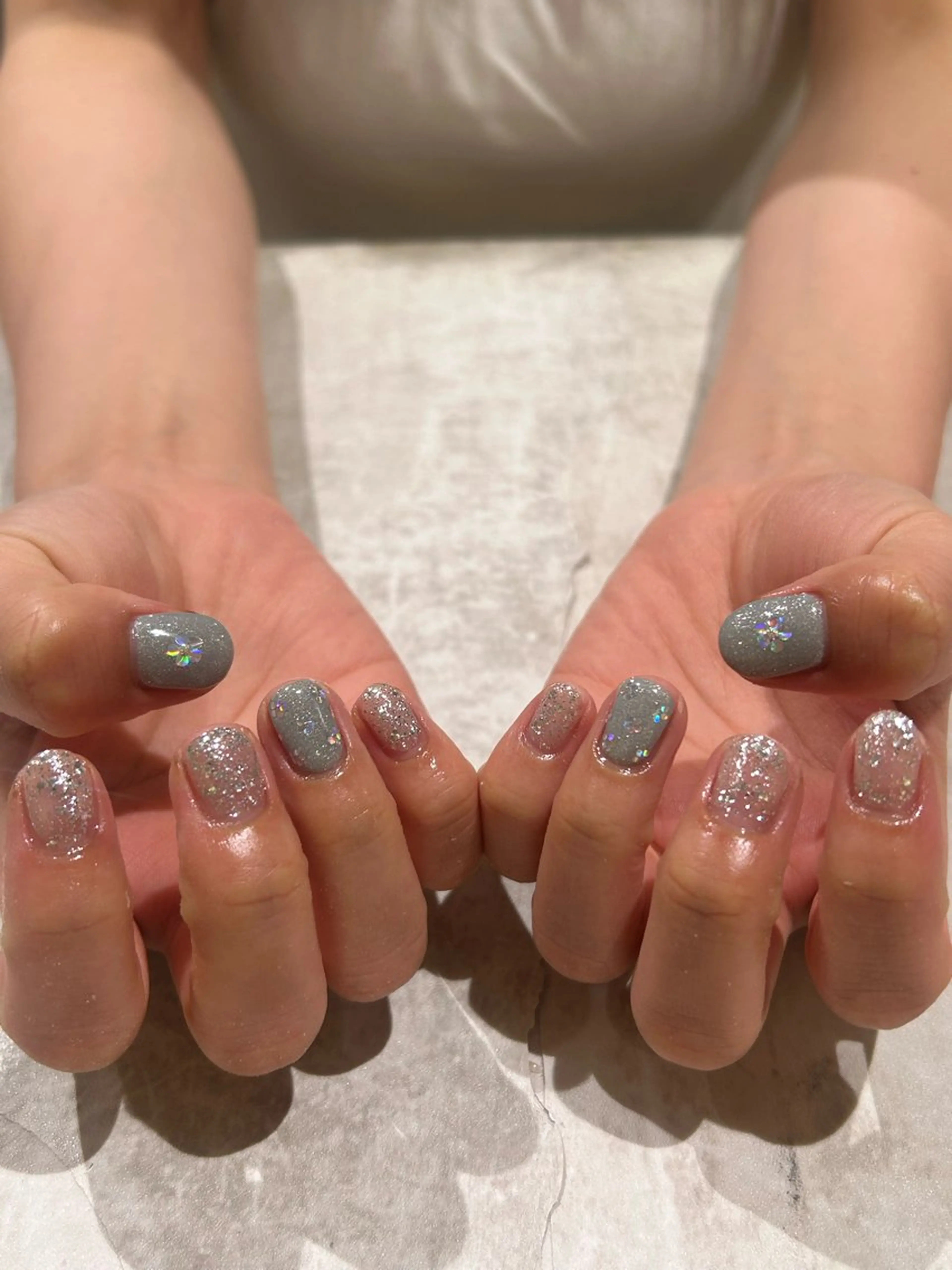 ネイル キラキラネイル 夏ネイル Nanami 🌛のネイルデザイン