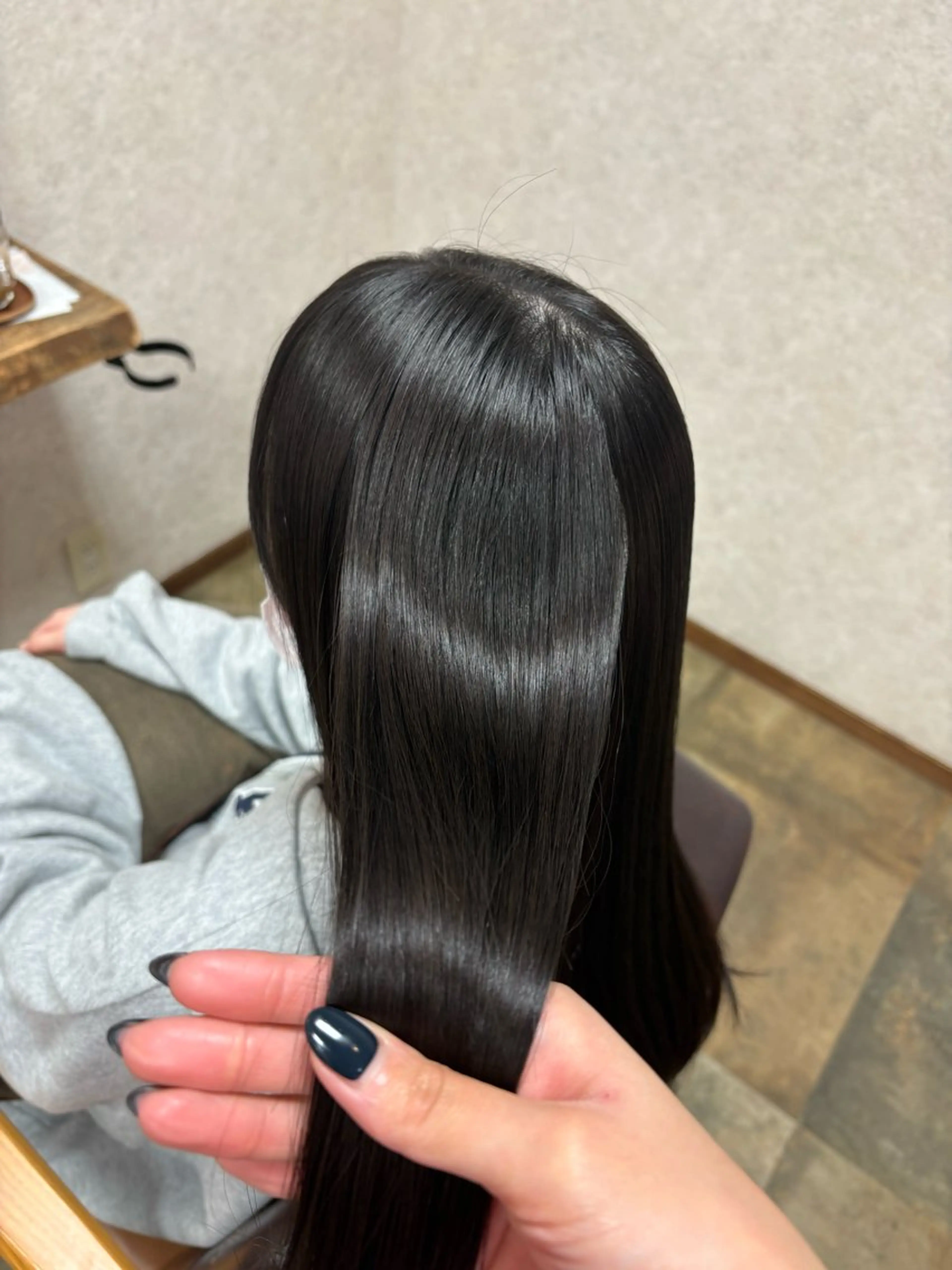 ロング カット 縮毛矯正 阿部 叶夢のヘアスタイル