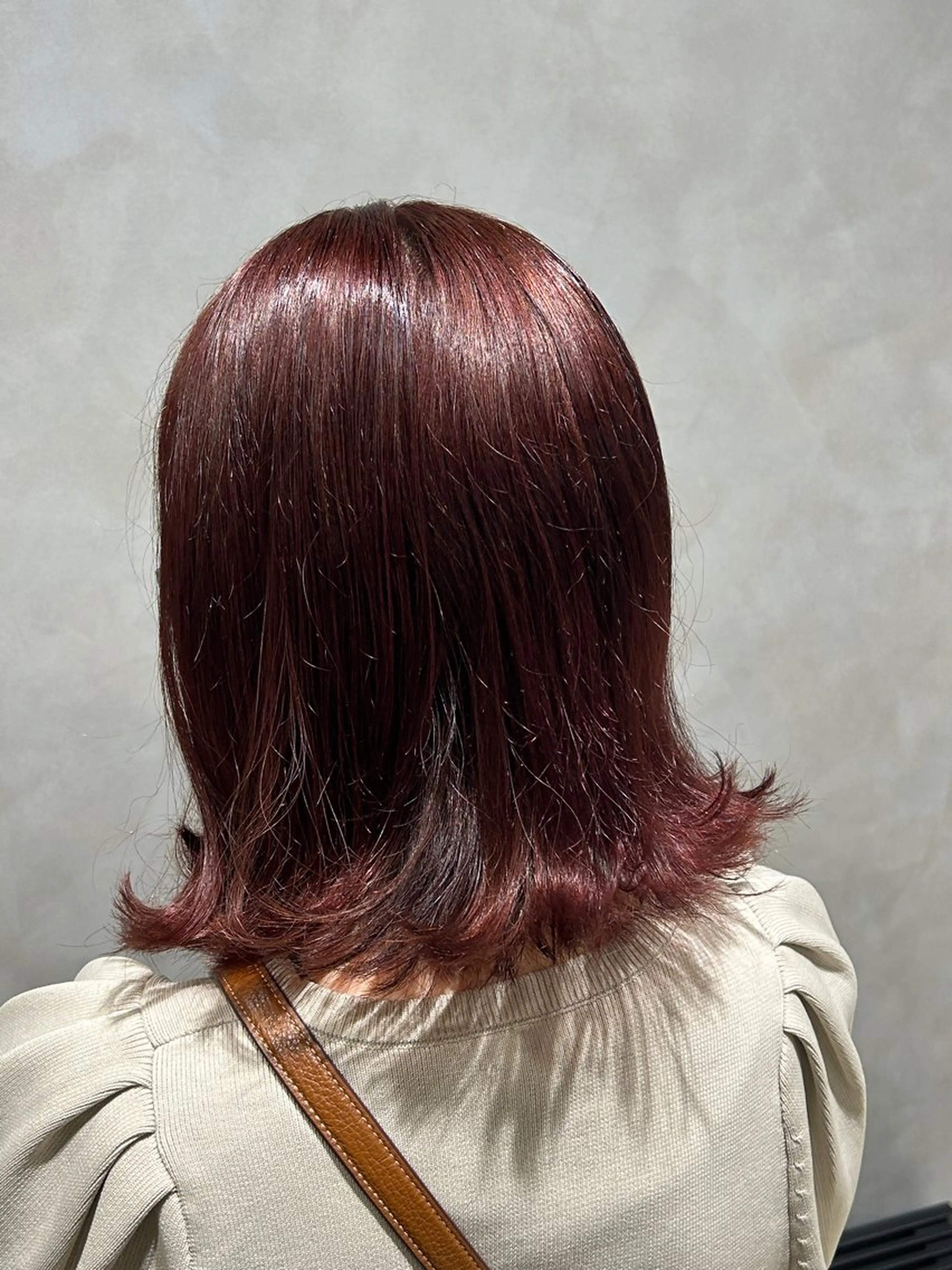 カラー 濱田 里江のヘアスタイル