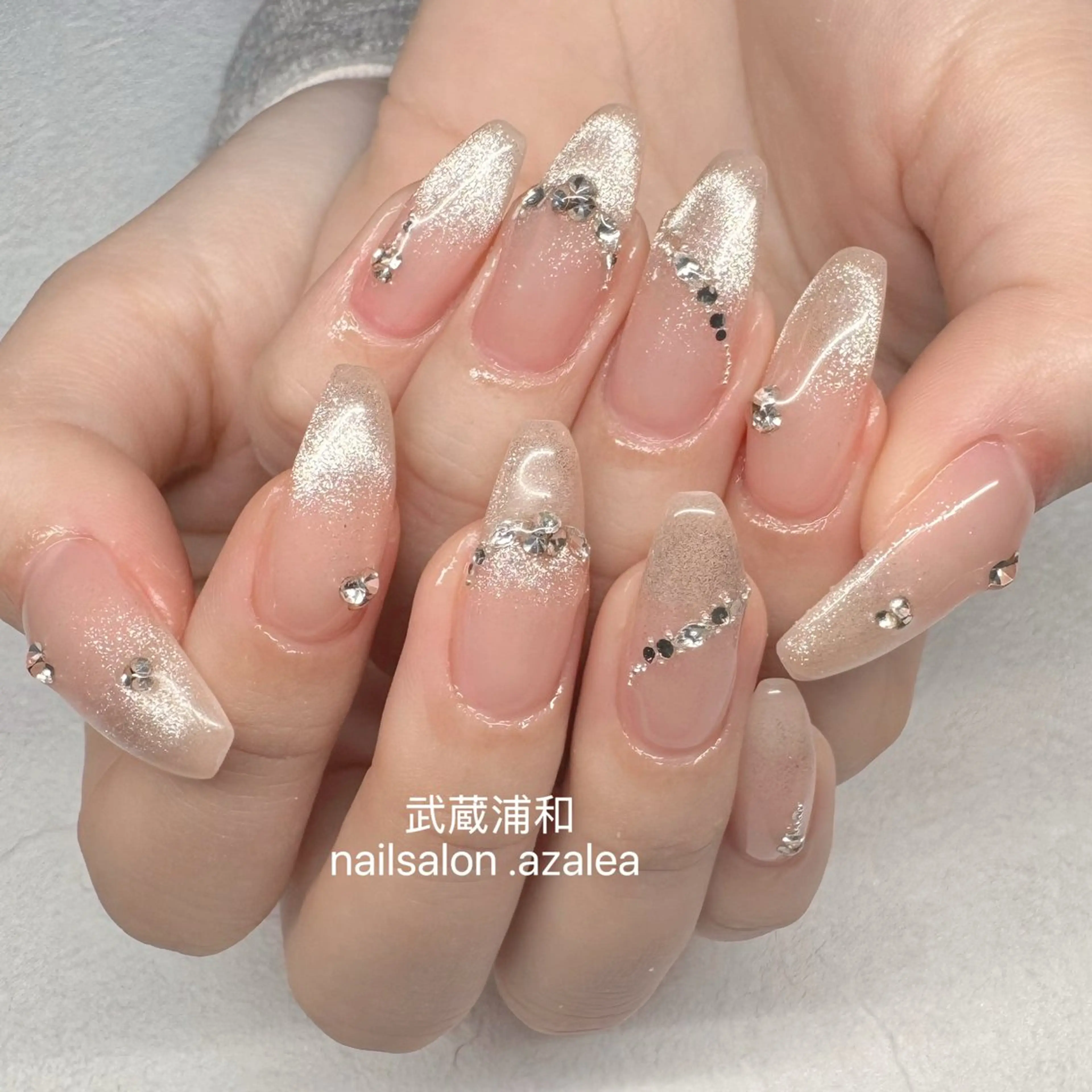 ネイル ハンドネイル R inのネイルデザイン