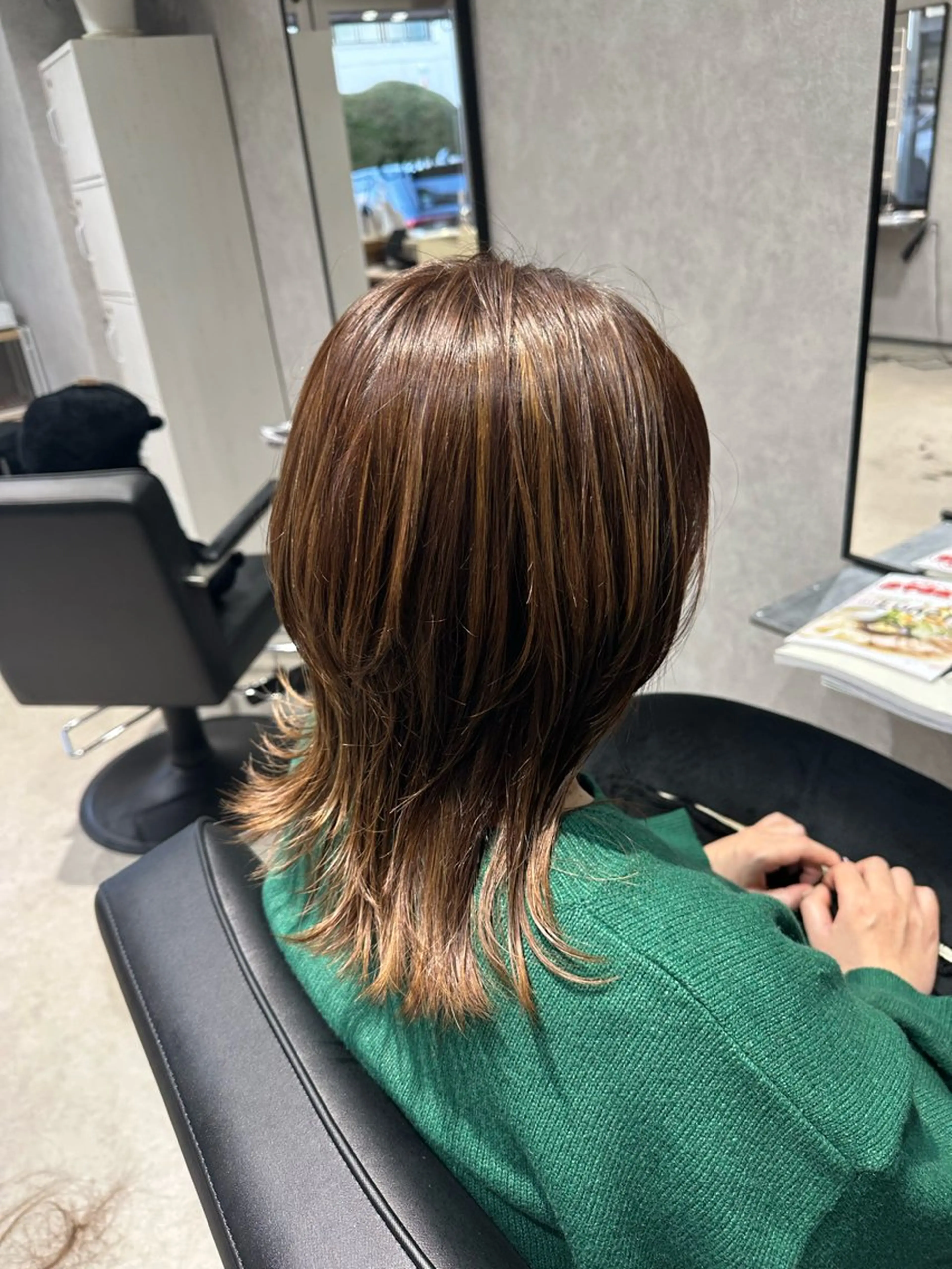 セミロング 森 沙織のヘアスタイル