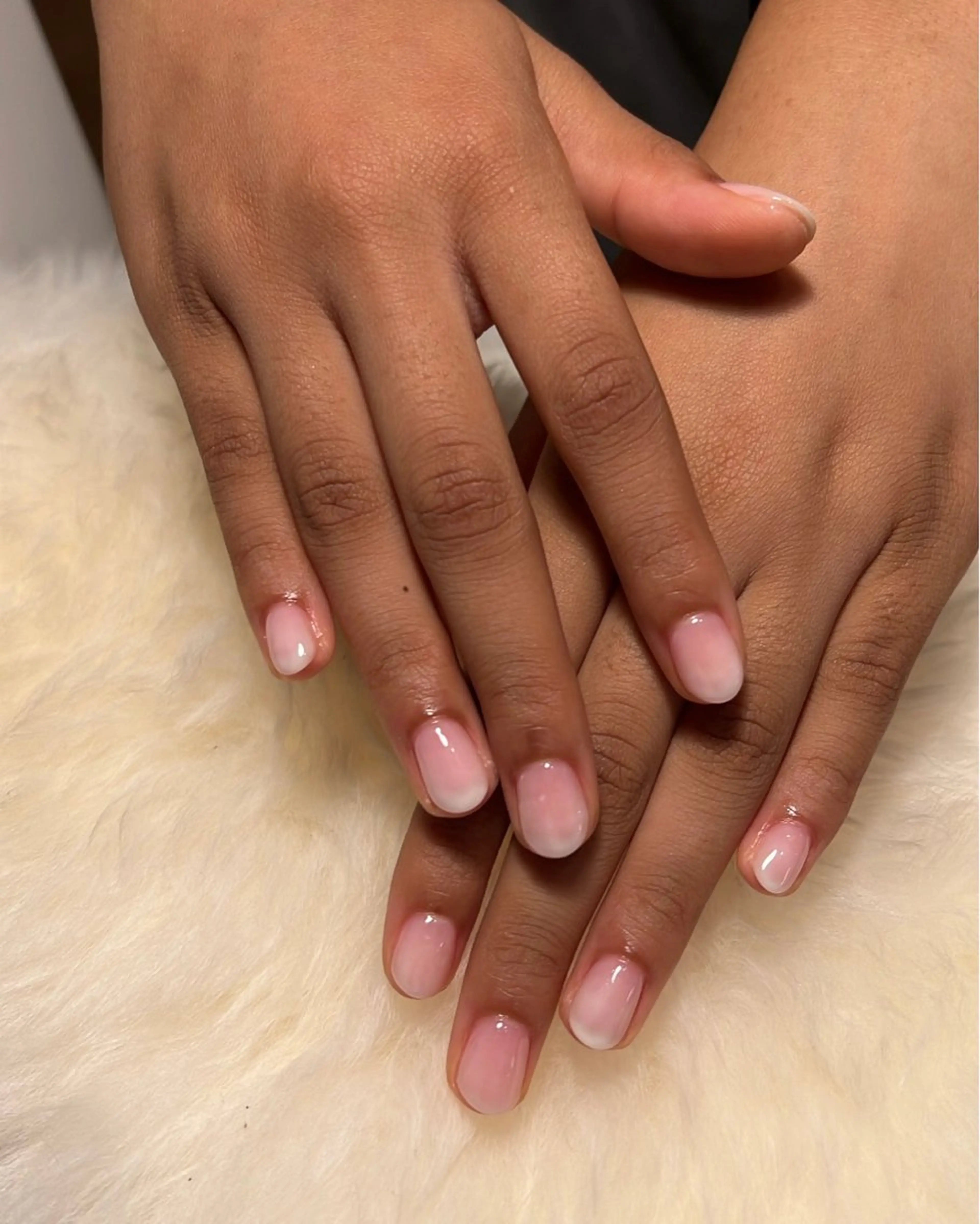 ネイル ハンドネイル フットネイル ハンドケア Nes.Nail所属・Miyagi Asamiのネイルデザイン