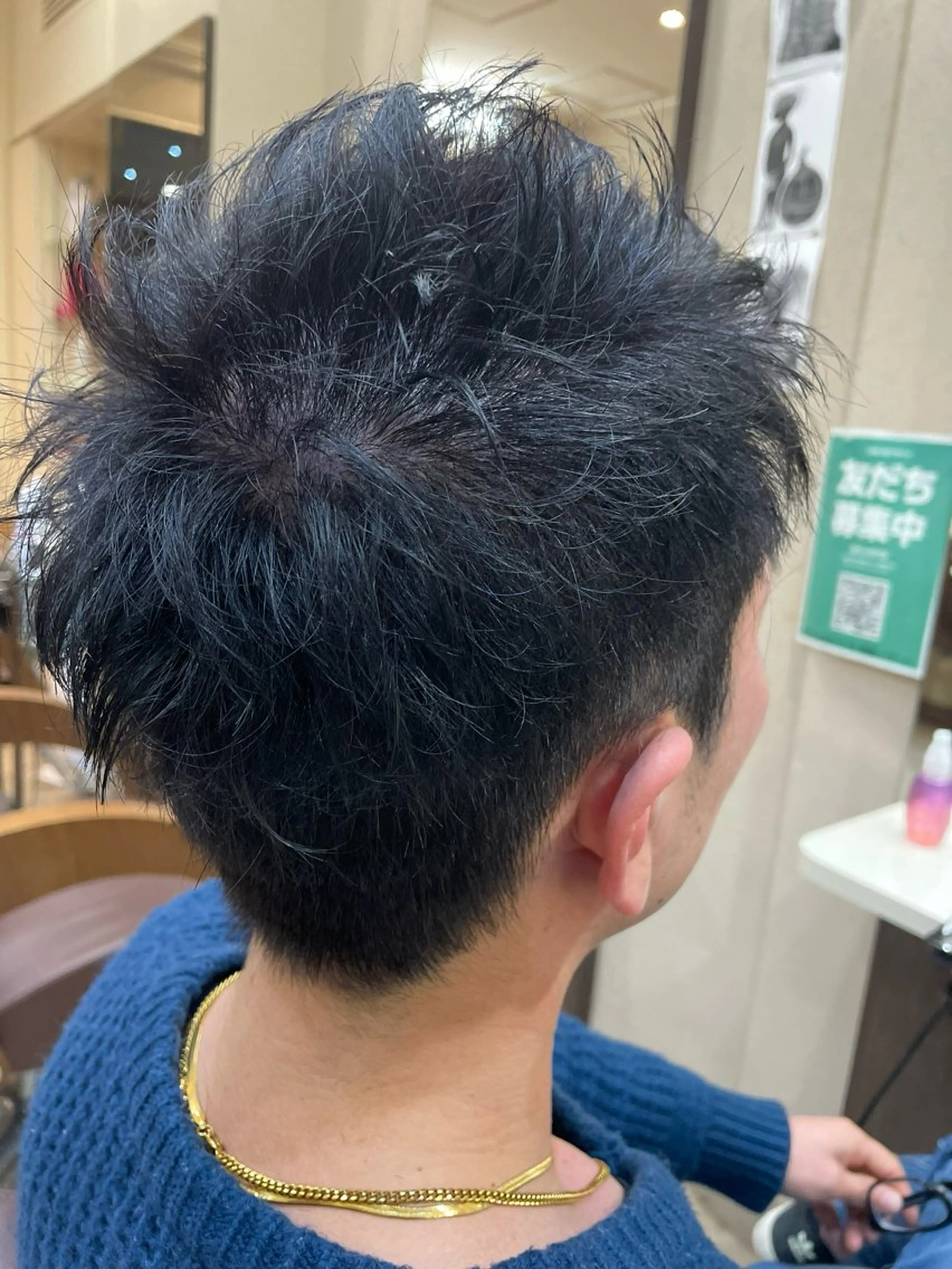 カラー 黒髪 ブルーカラー ブルーブラック ヘアカラー カラー/フリーランス 鈴木　亜紀子のヘアスタイル