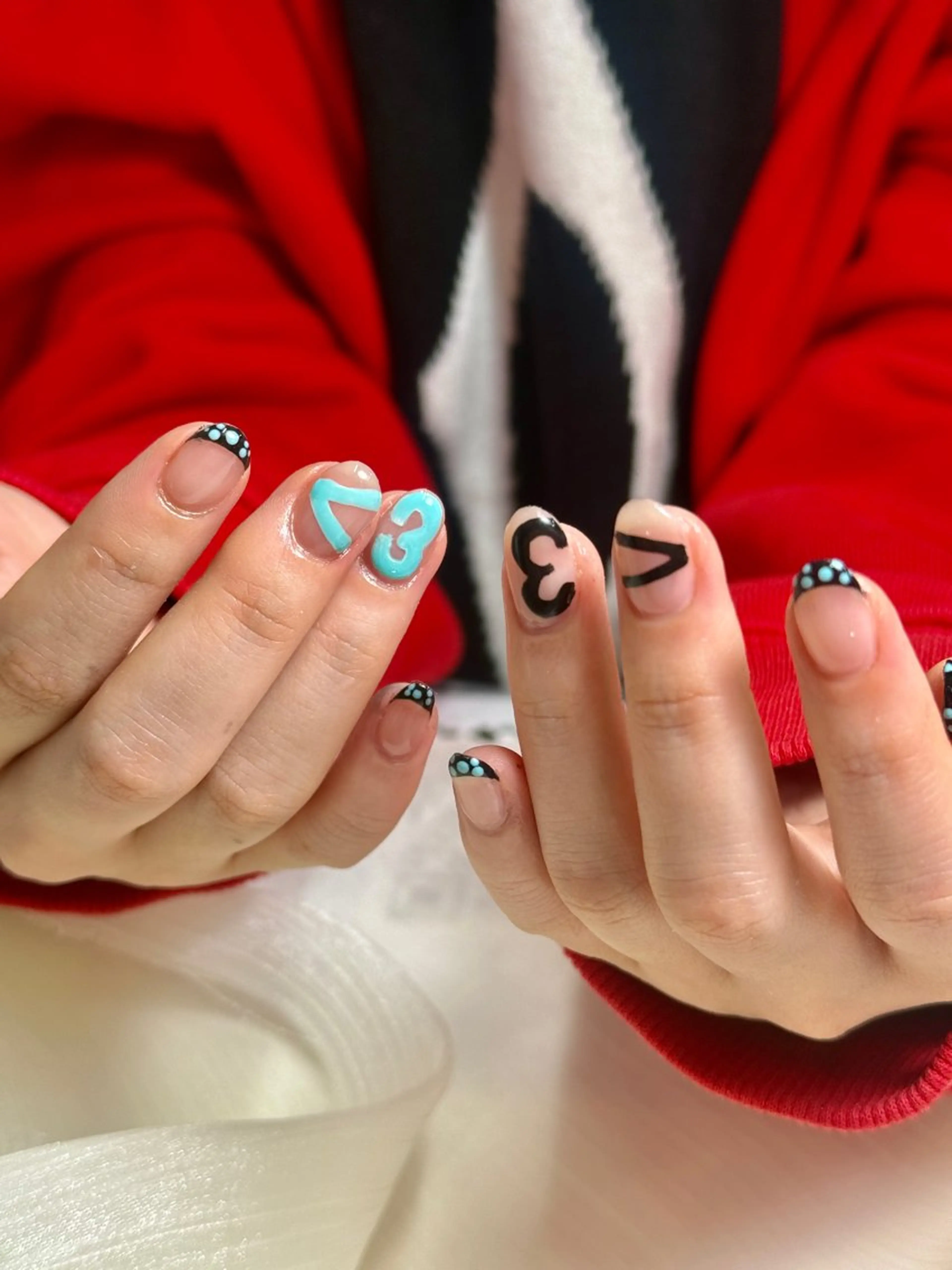 ネイル Rina 東口ネイルサロンもちのネイルデザイン