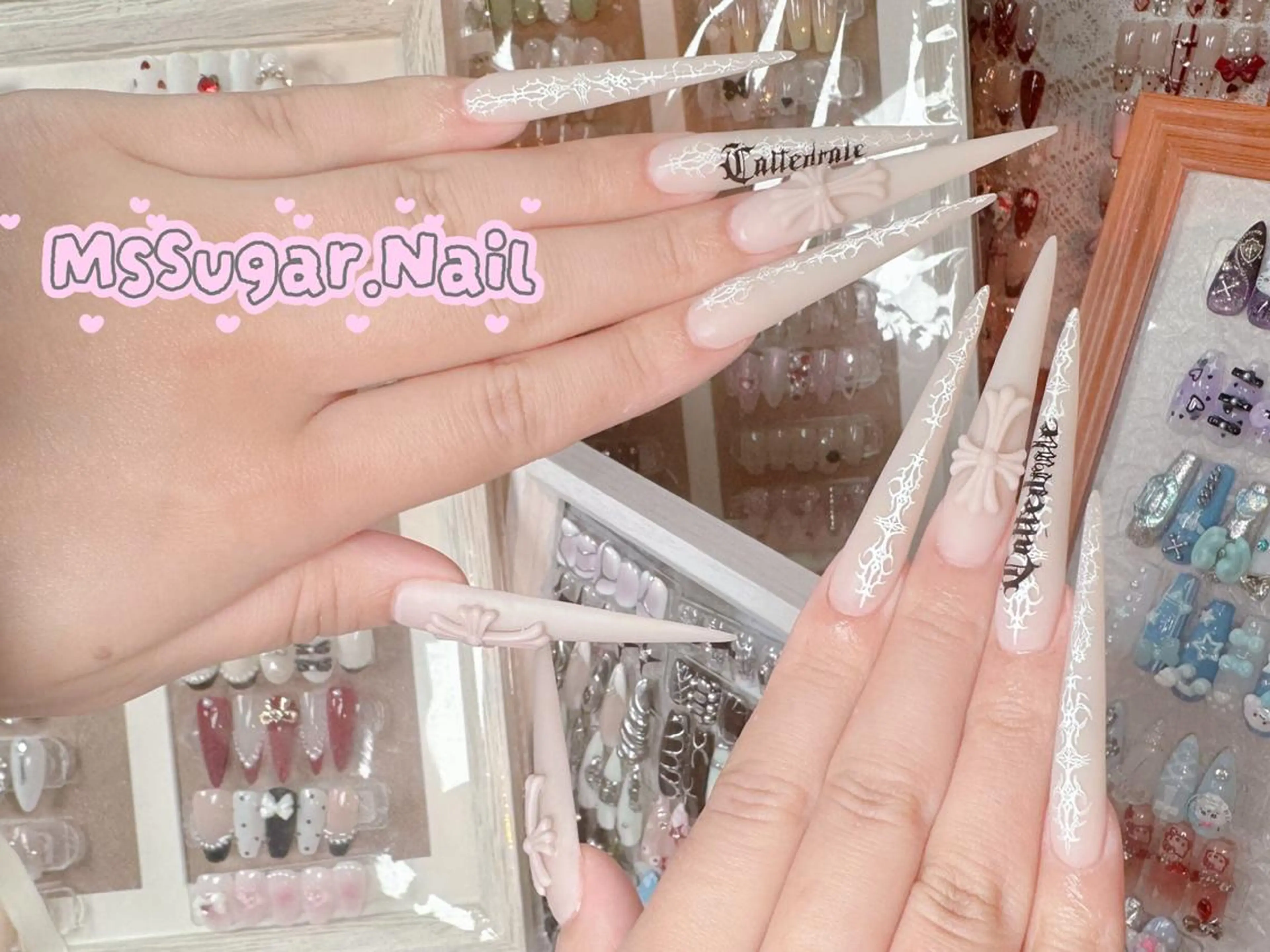 ネイル オーロラネイル ボルドー チークネイル 長さ出し フラッシュネイル ハンドネイル MSSugar Nailのネイルデザイン