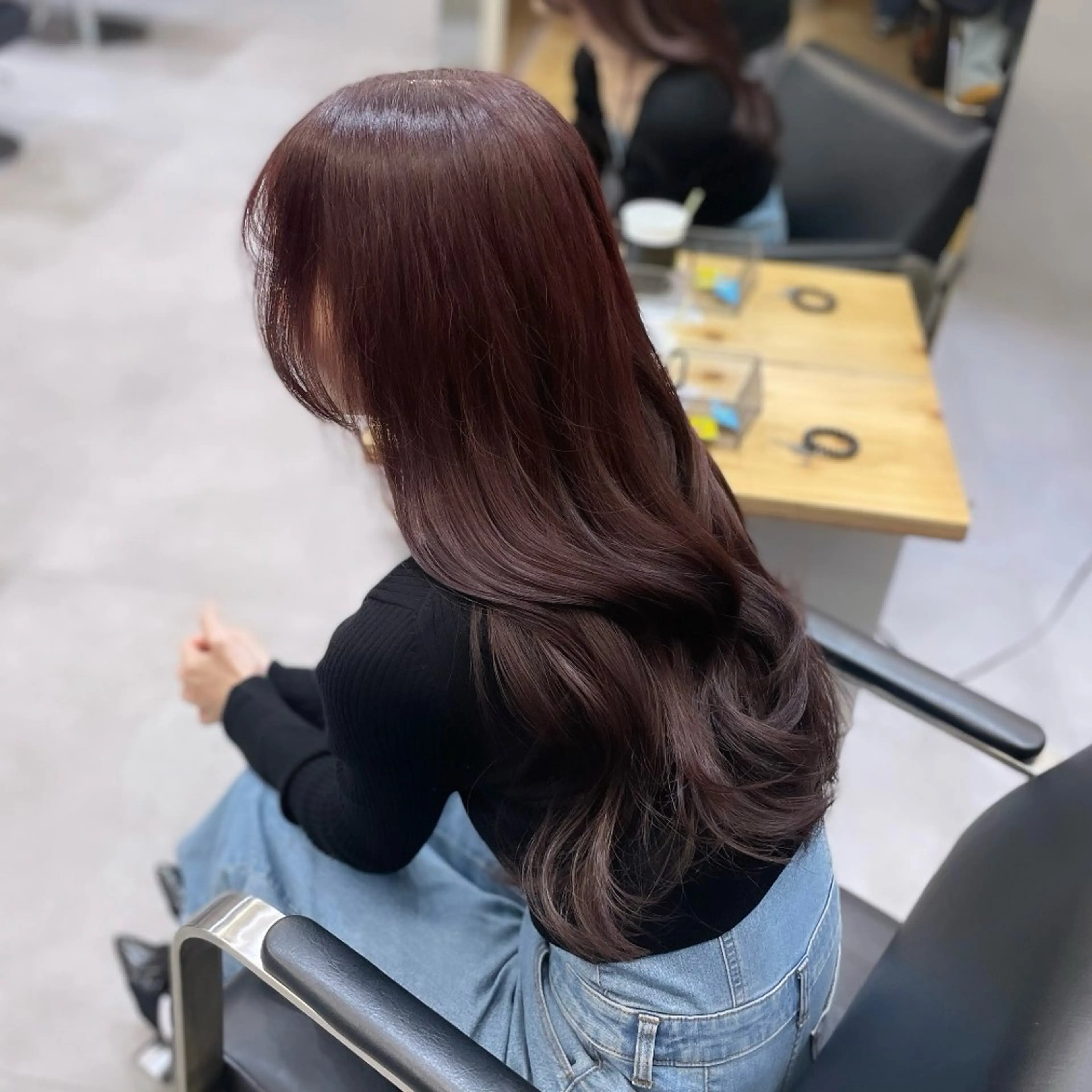 ロング カラー ブリーチ ブラウンカラー ダブルカラー ラベンダーカラー ブリーチなしカラー カット ヘアカラー Rui/透明感カラー 暖色/レイヤーカットのヘアスタイル