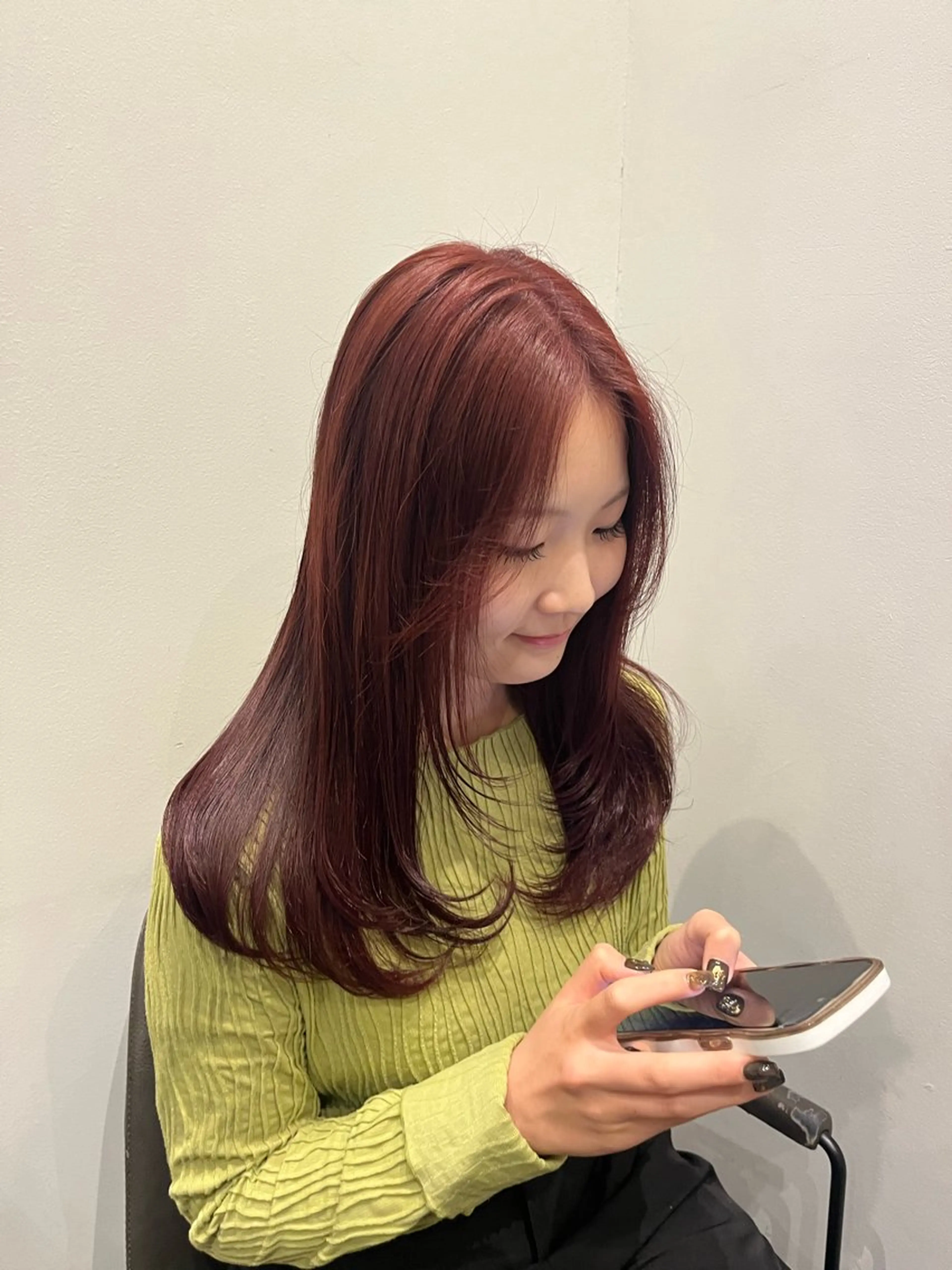 ロング カット マアヤ/ハイトーン /ハイレイヤーのヘアスタイル