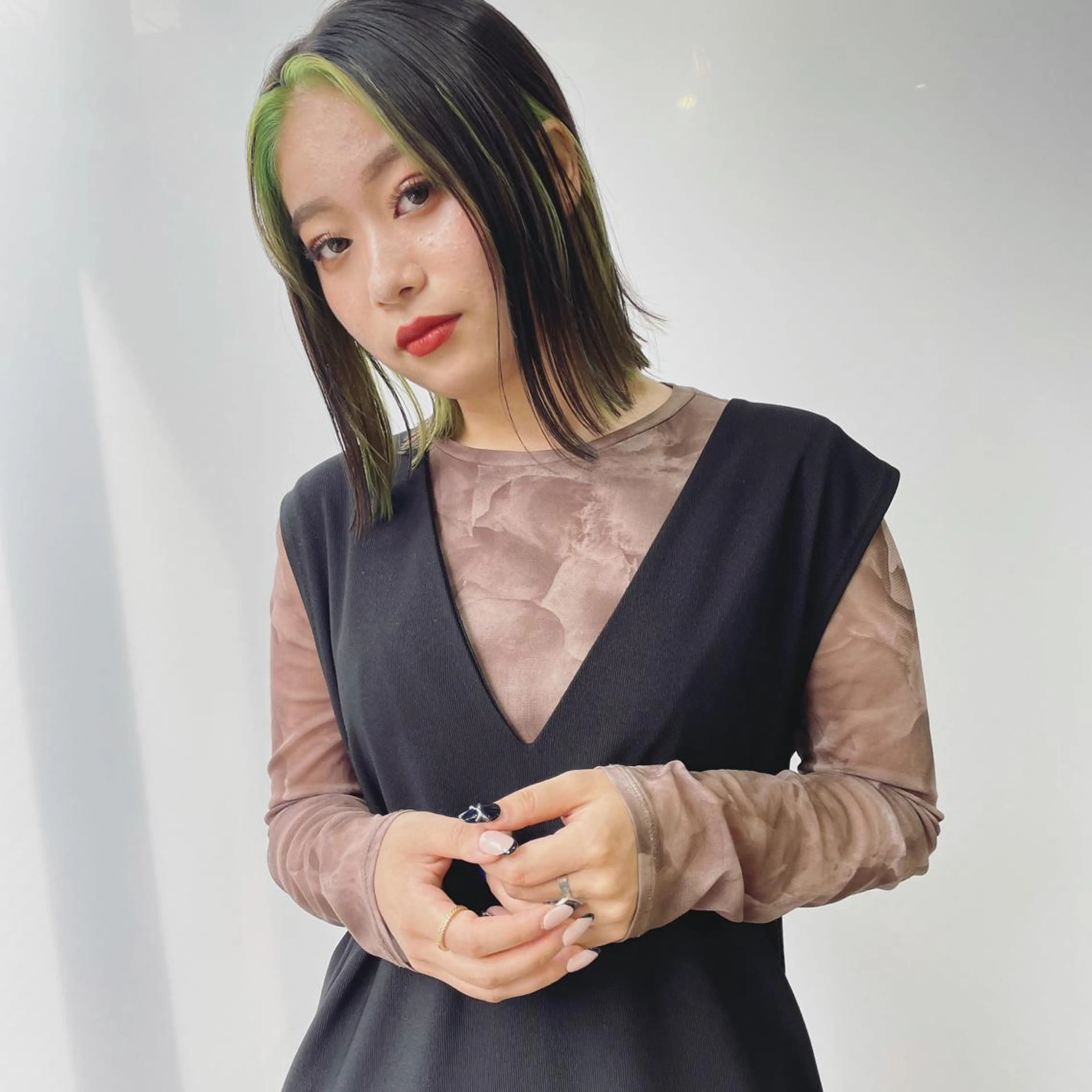 ショート カラー suvvy hairsalonのヘアスタイル