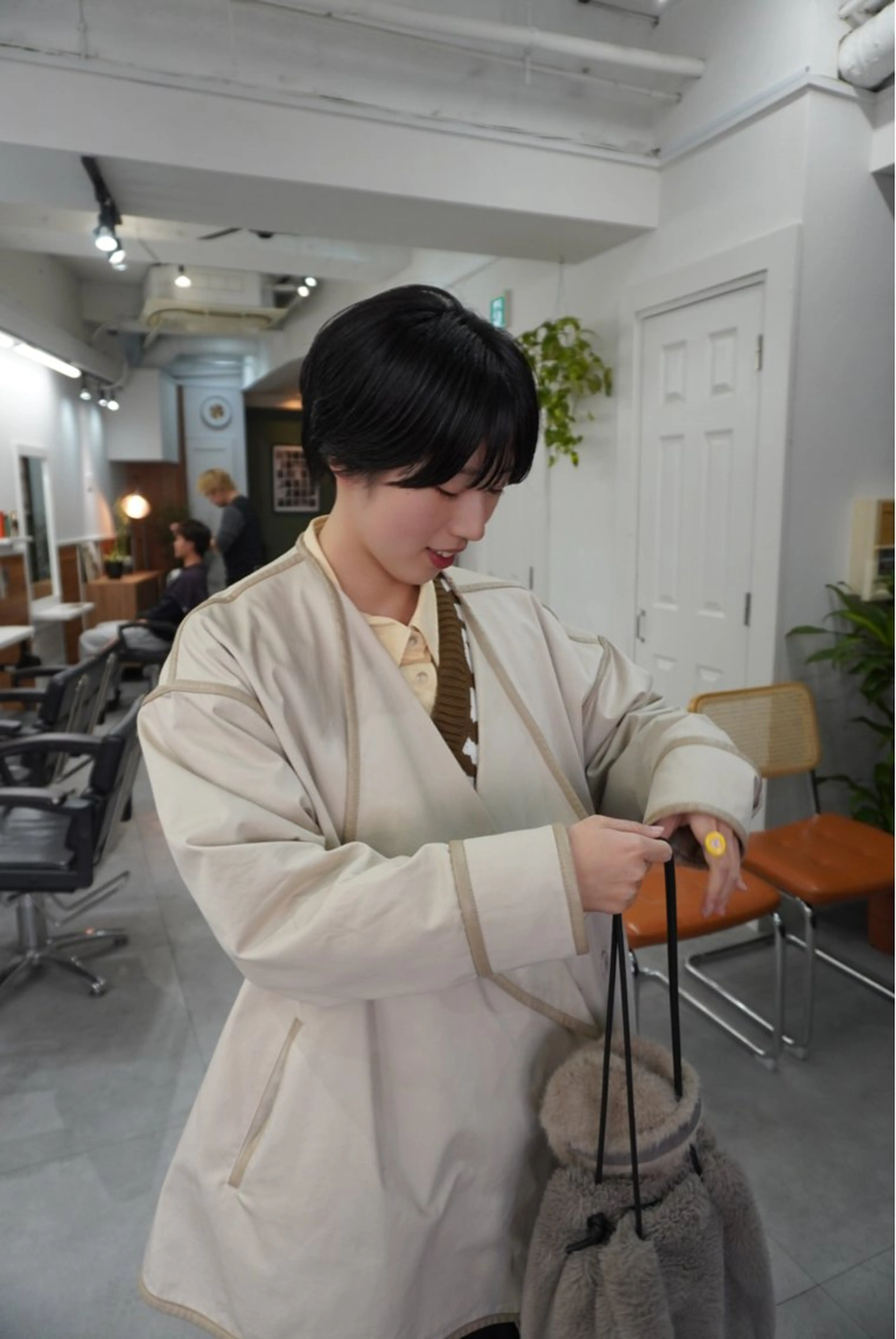 ショート カラー 黒髪 ショートヘア カット ヘアカラー トリートメント レイヤー／似合わせ TAKUYAのヘアスタイル