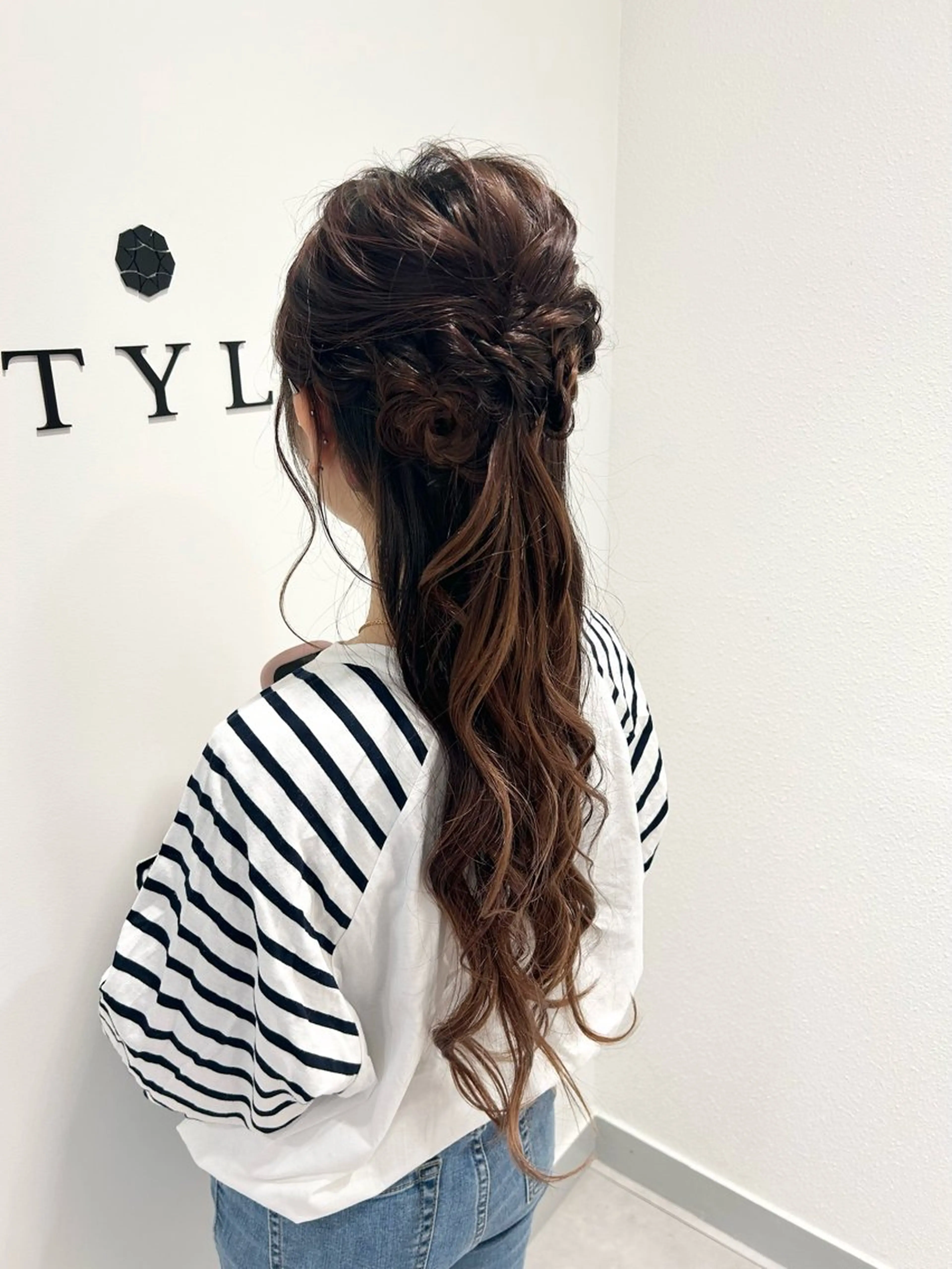 ヘアアレンジ ハーフアップ ヘアセット/ミニボブ /レイヤー 山田寛菜のヘアスタイル