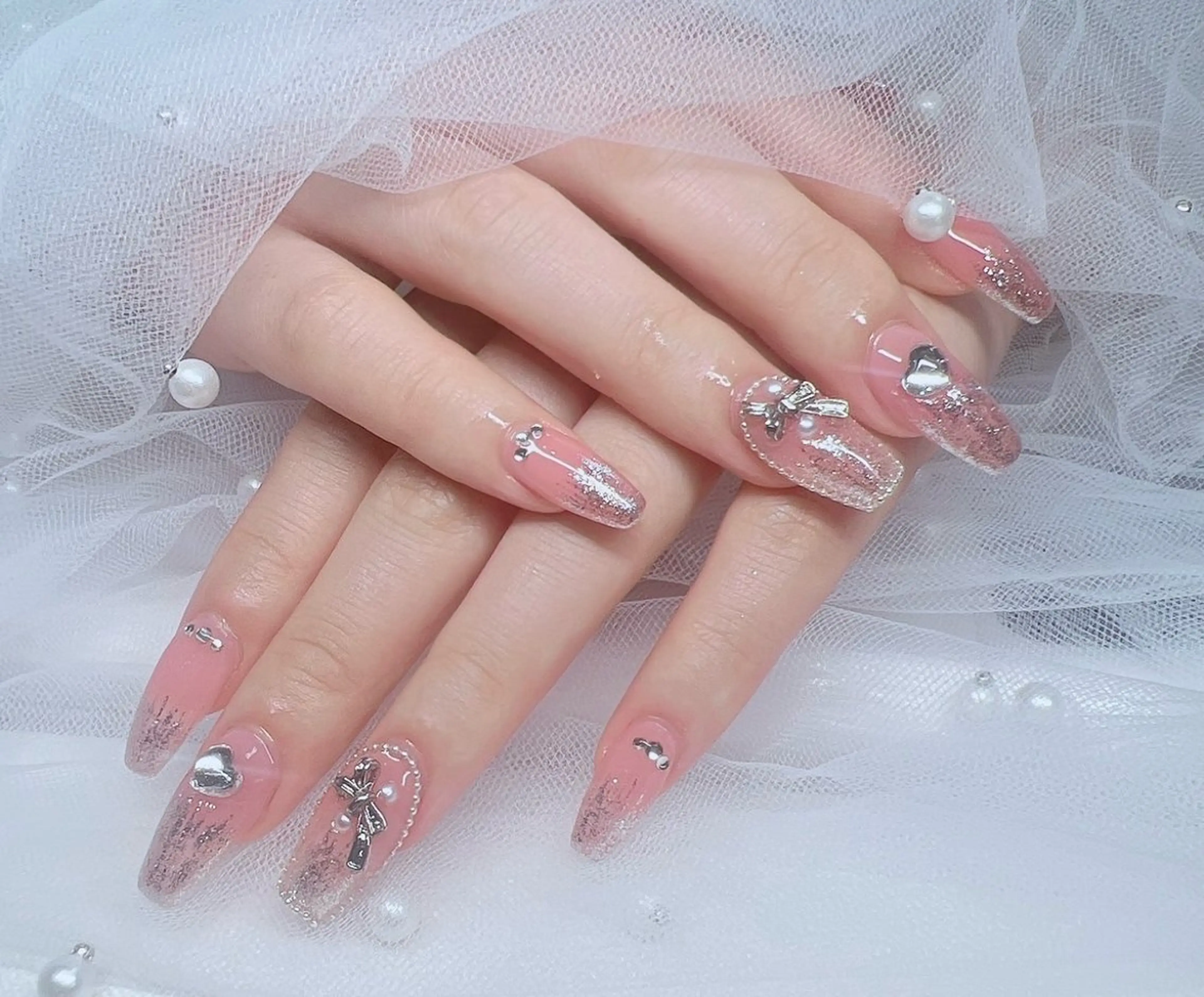 ケア＋チップ＋グラデーション＋パ-シの写真