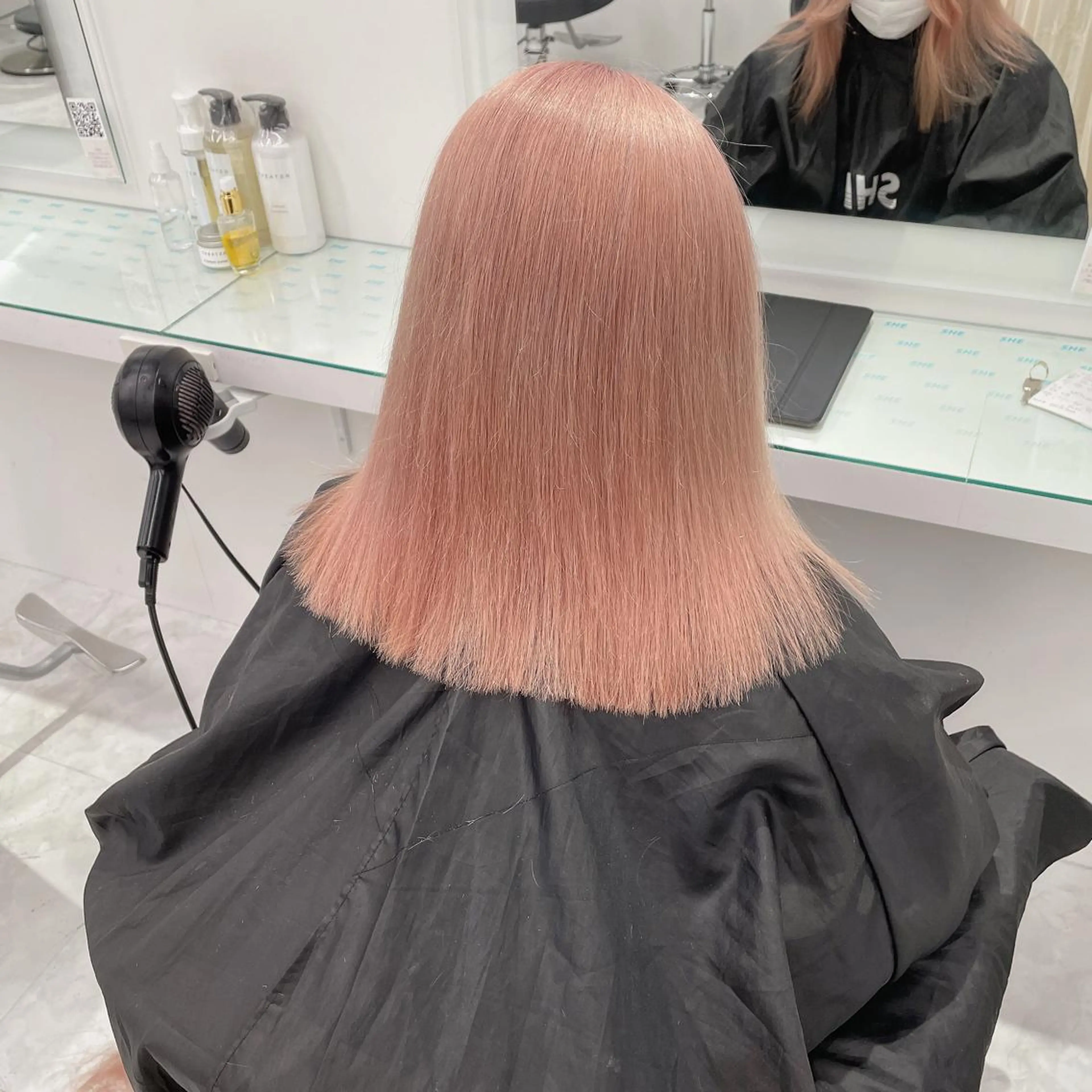 ミディアム カラー ヘアカラー 💗🤍透明感カラー 🤍💗kanonのヘアスタイル