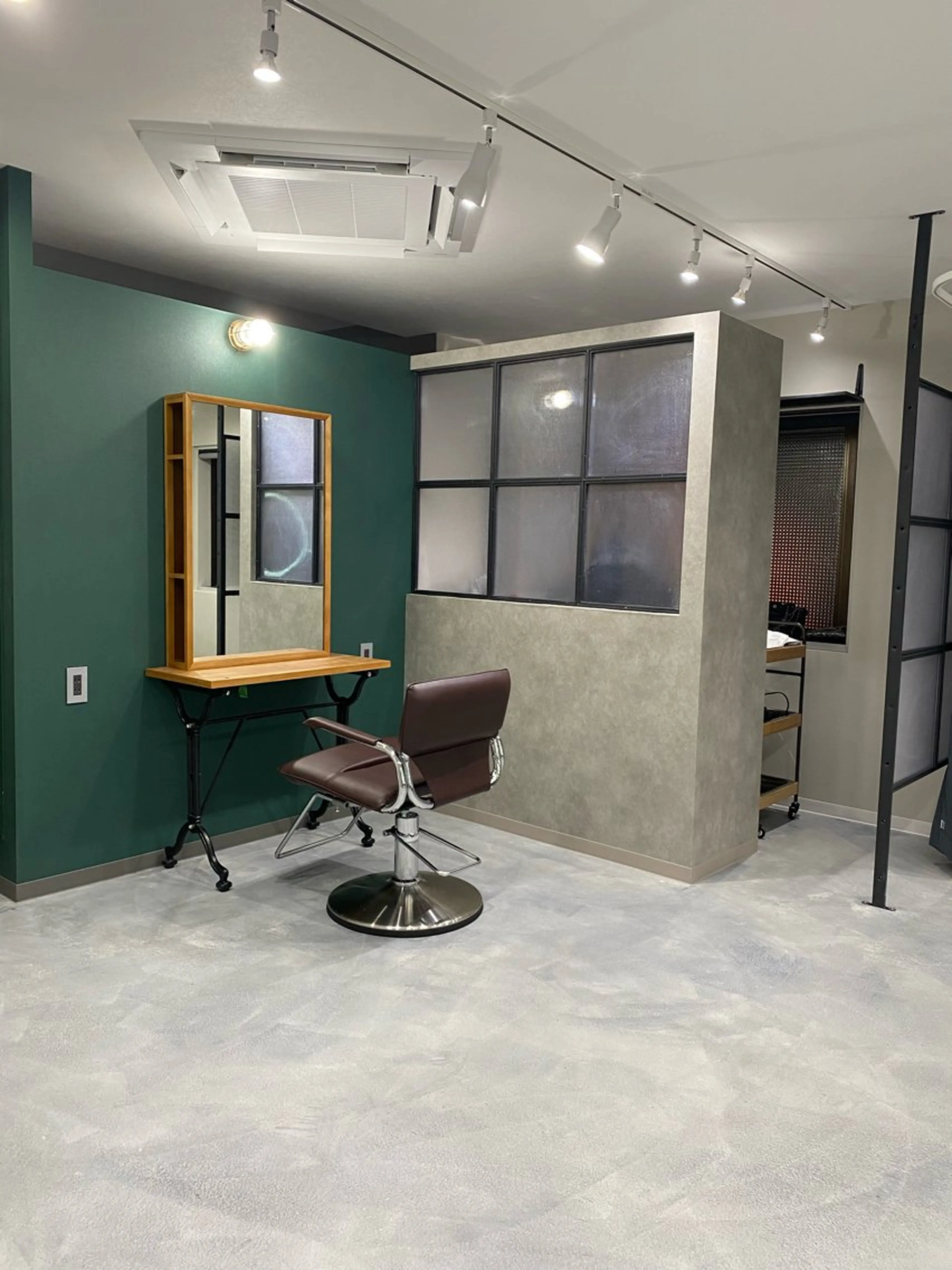 ヘアカラー トリートメント ekolu北梅田店所属・梅田中崎町髪質改善 /オキヒロト/エコルのヘアスタイル