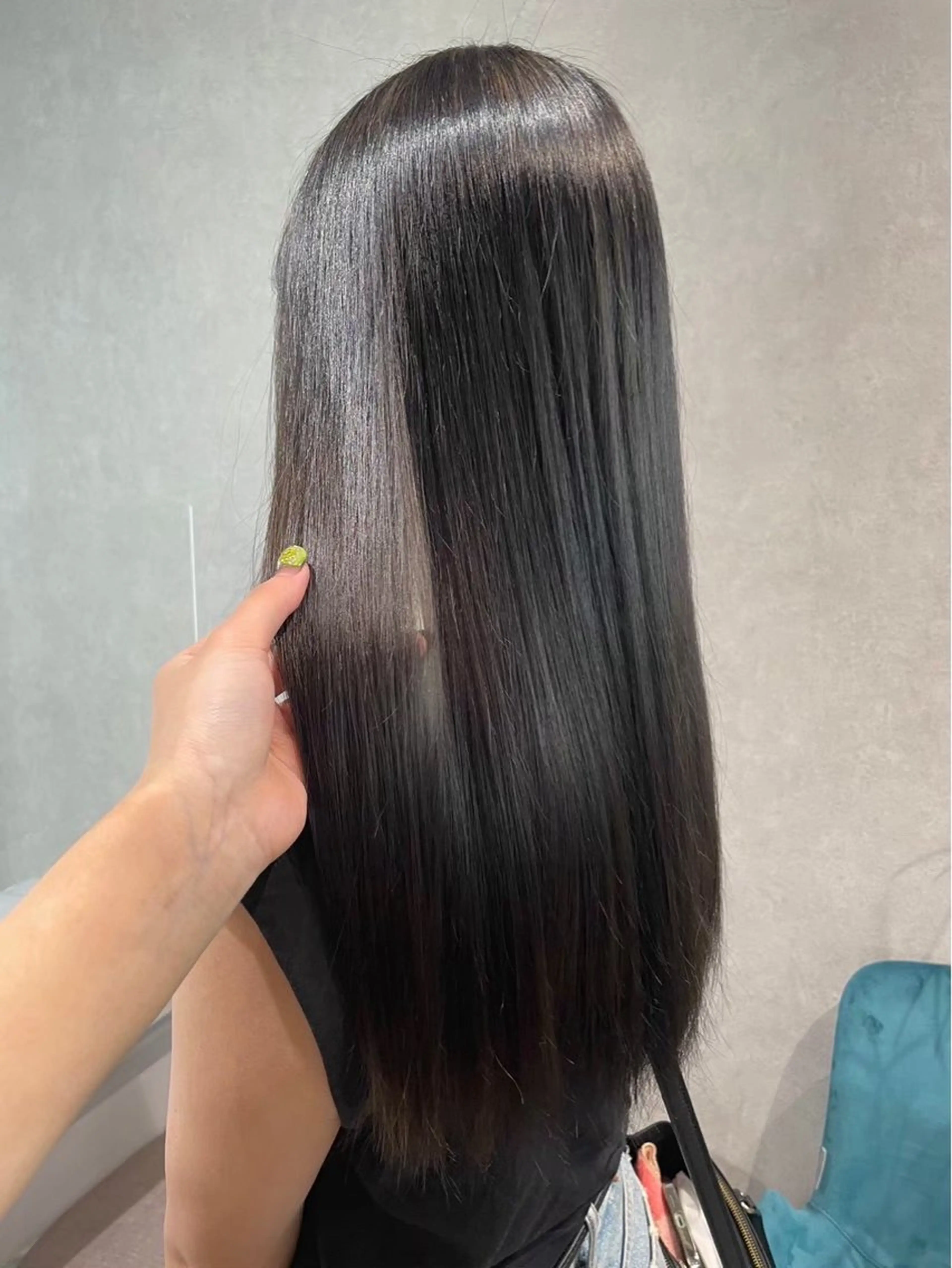 ロング 小林 遥のヘアスタイル