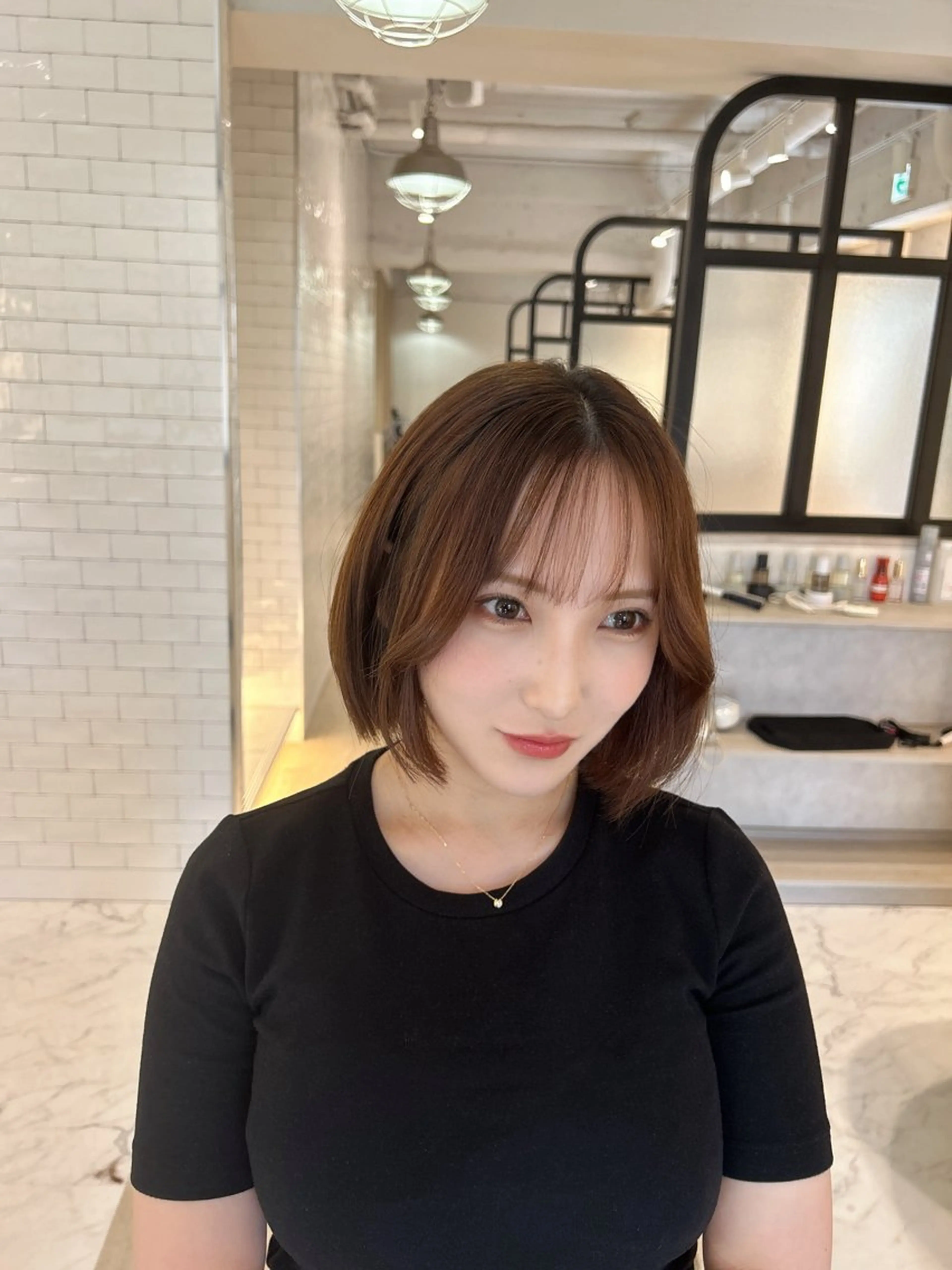 ショート カラー カット ヘアカラー トリートメント &chaLme   心斎橋所属・emi/髪質改善/ 韓国風/艶カラーのヘアスタイル