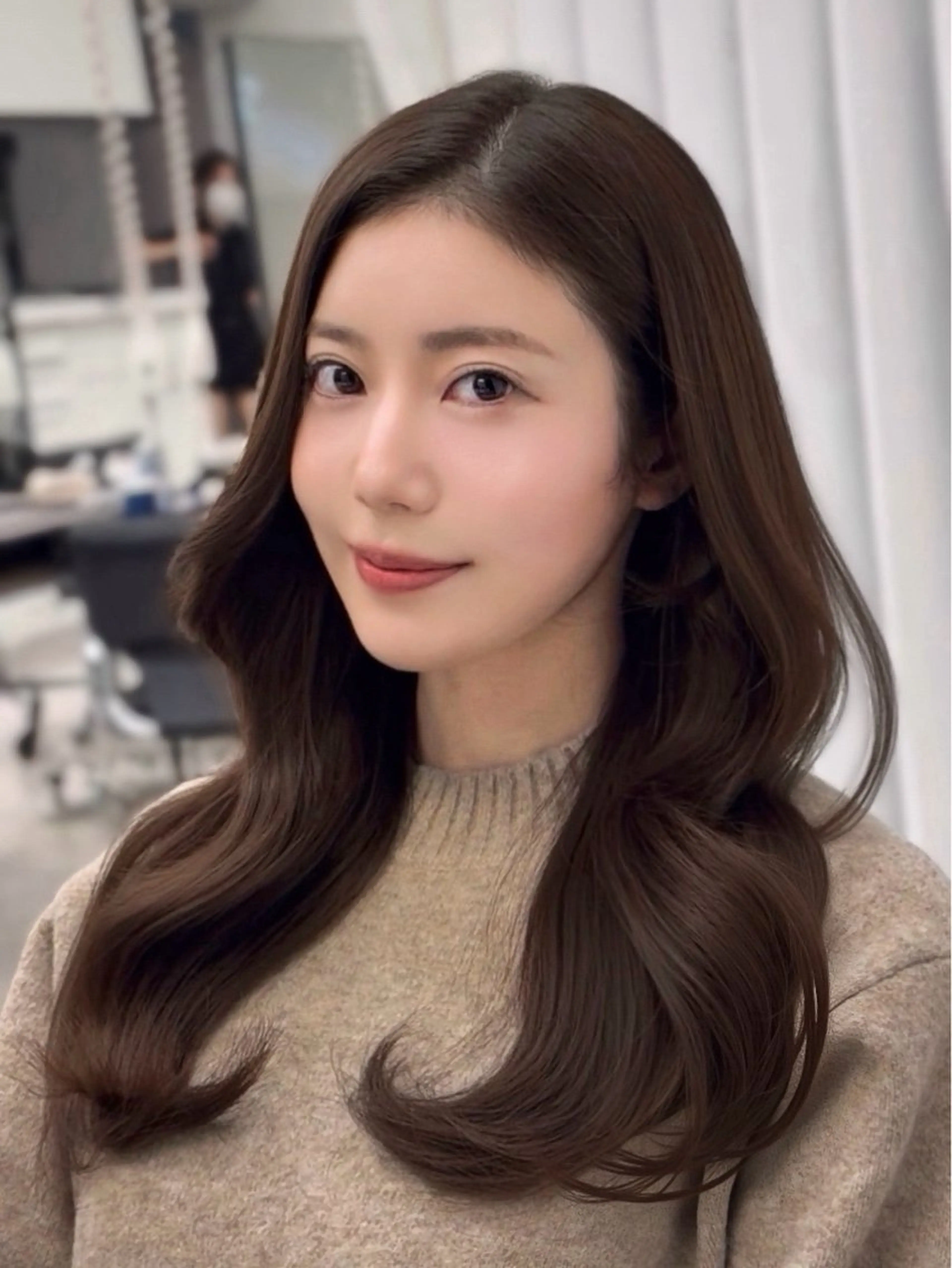 セミロング くびれヘア 顔周りカット 韓国風ヘア レイヤーカット シースルーバング 韓国ヘア×2way 🇰🇷和知拓郎のヘアスタイル