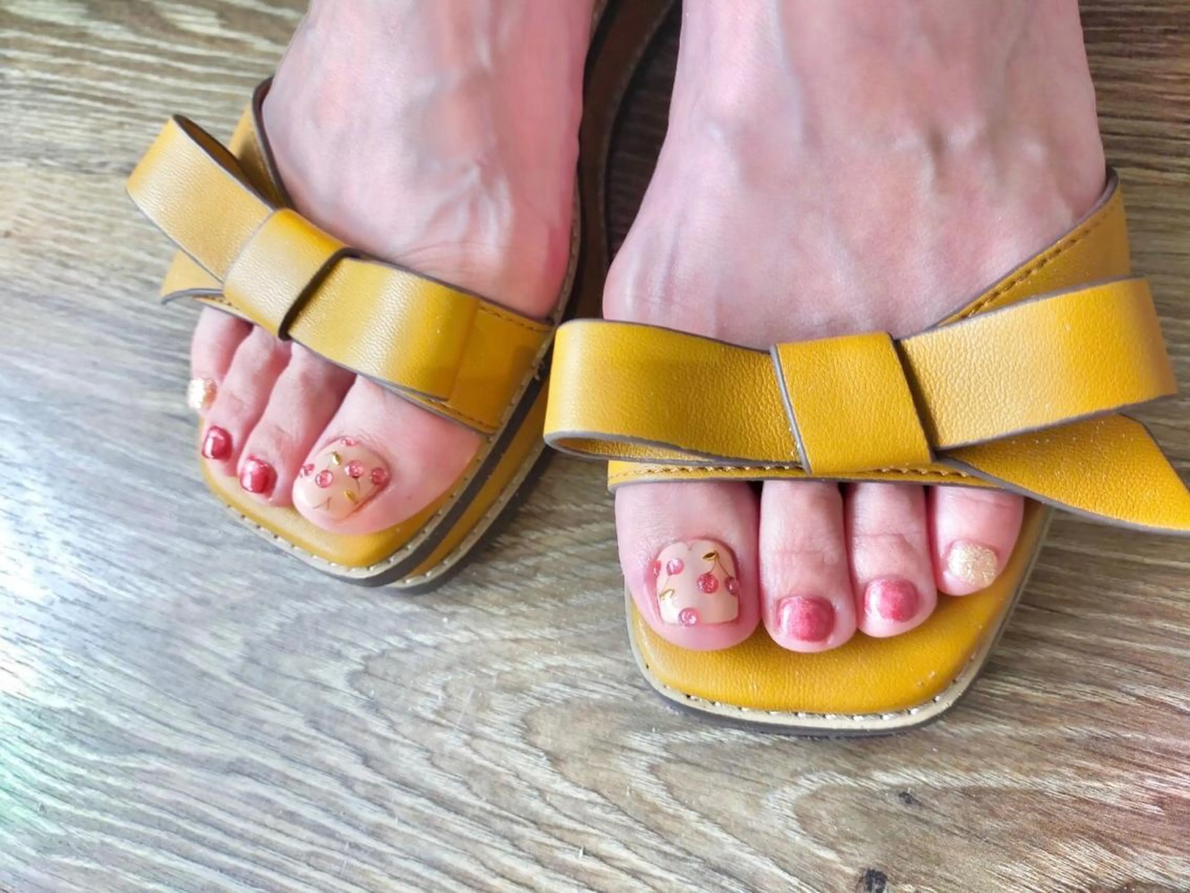 ネイル フットネイル nailsalon MONICAのネイルデザイン