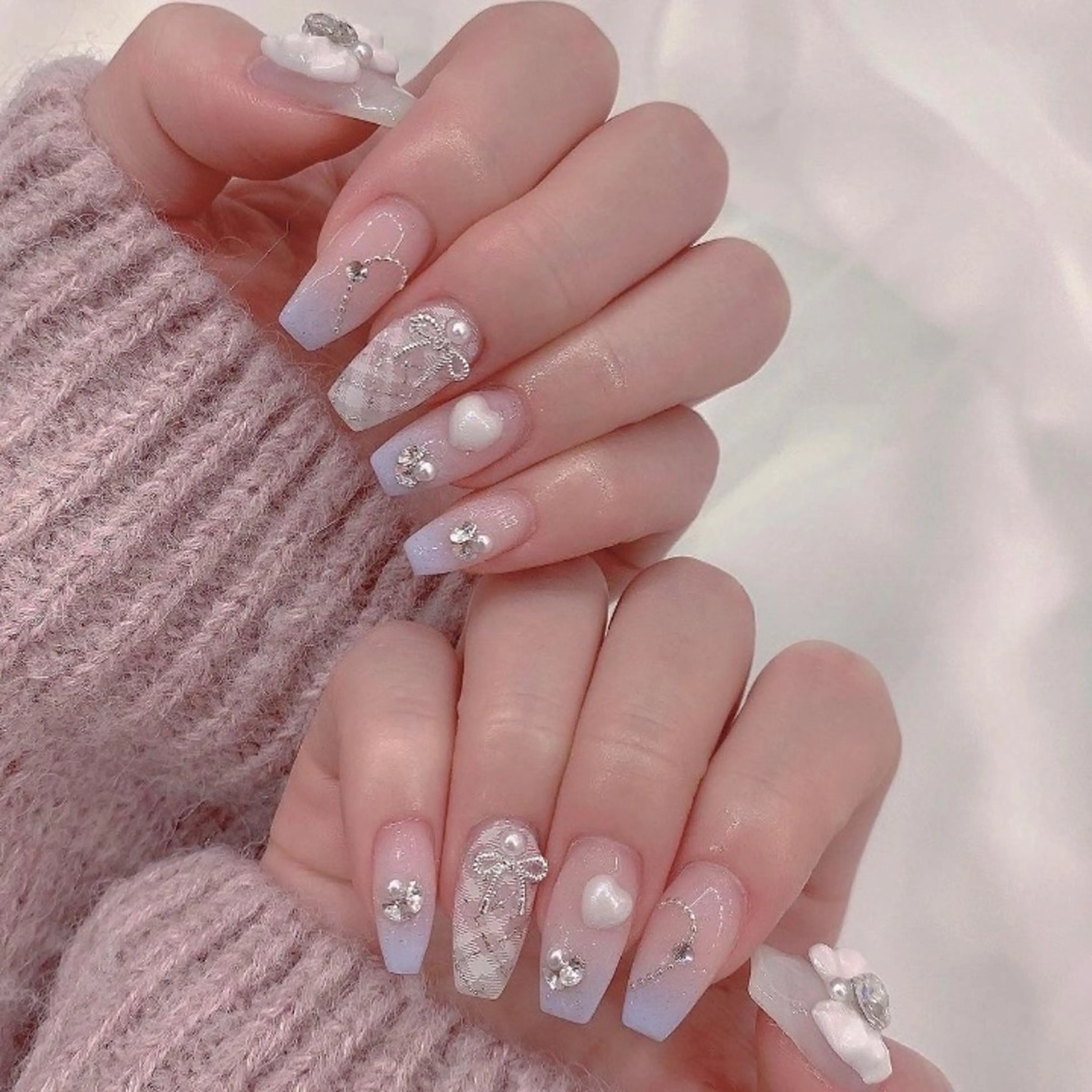 カラー ハンドネイル AIN Nailのネイルデザイン